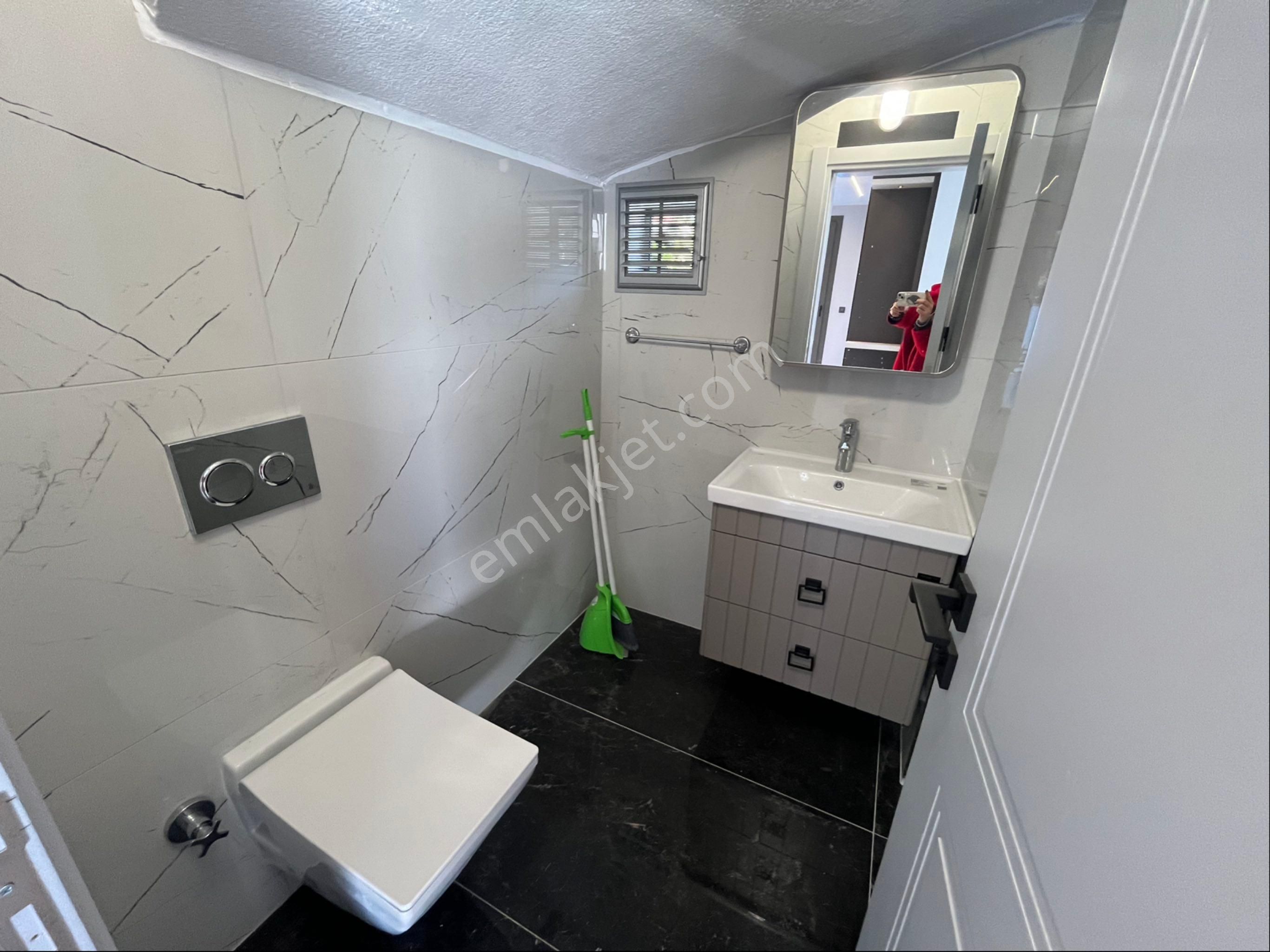 Zirve Gayrimenkul'den Sıfır Tam Mustakil Havuzlu Villa - Görsel 20