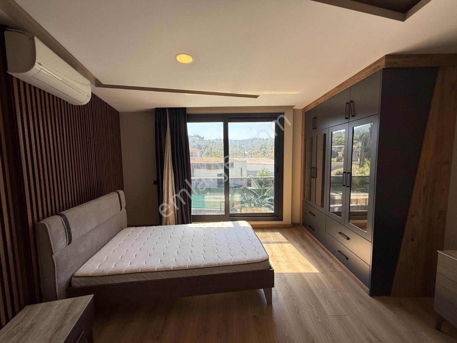 Kusadasında Satılık-özel Havuz/otopark-yerden Isıtma-lüx-480 M2 Bahçe-full Esyalı-tamamı Müstakil - Görsel 33