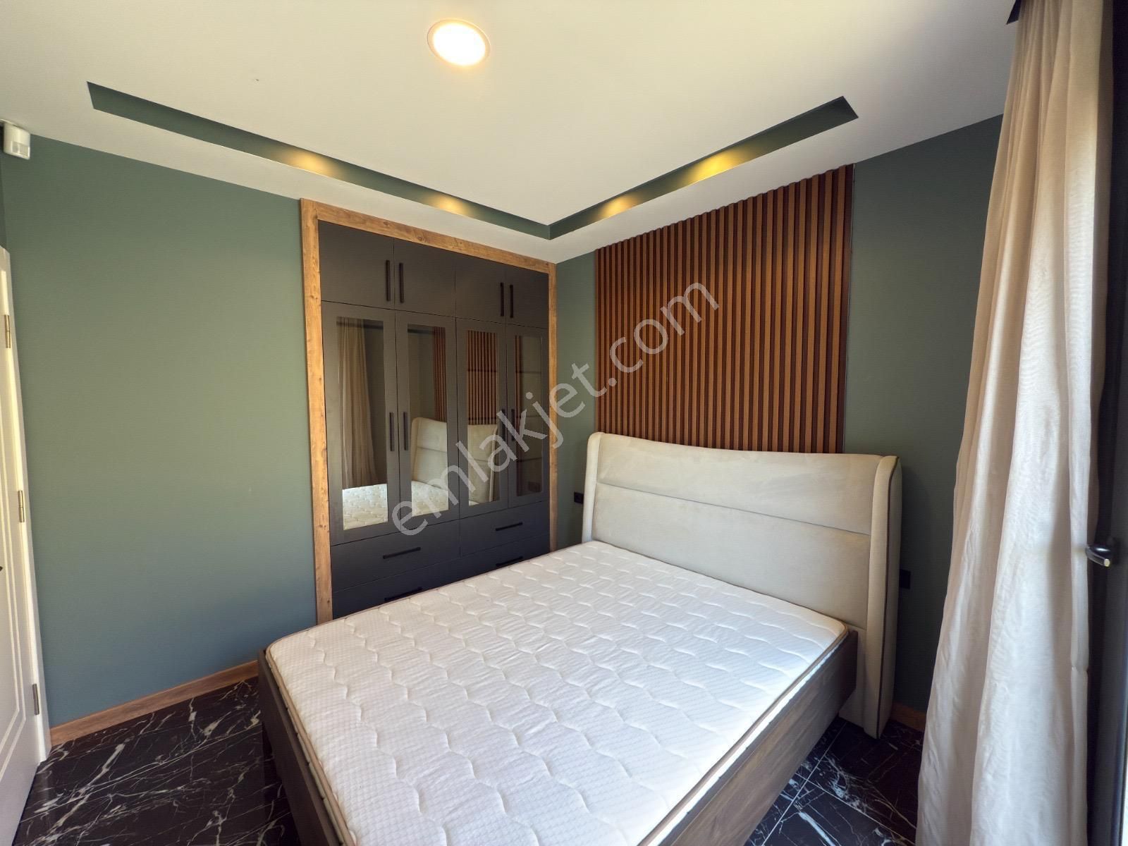 Kusadasında Satılık-özel Havuz/otopark-yerden Isıtma-lüx-480 M2 Bahçe-full Esyalı-tamamı Müstakil - Görsel 19