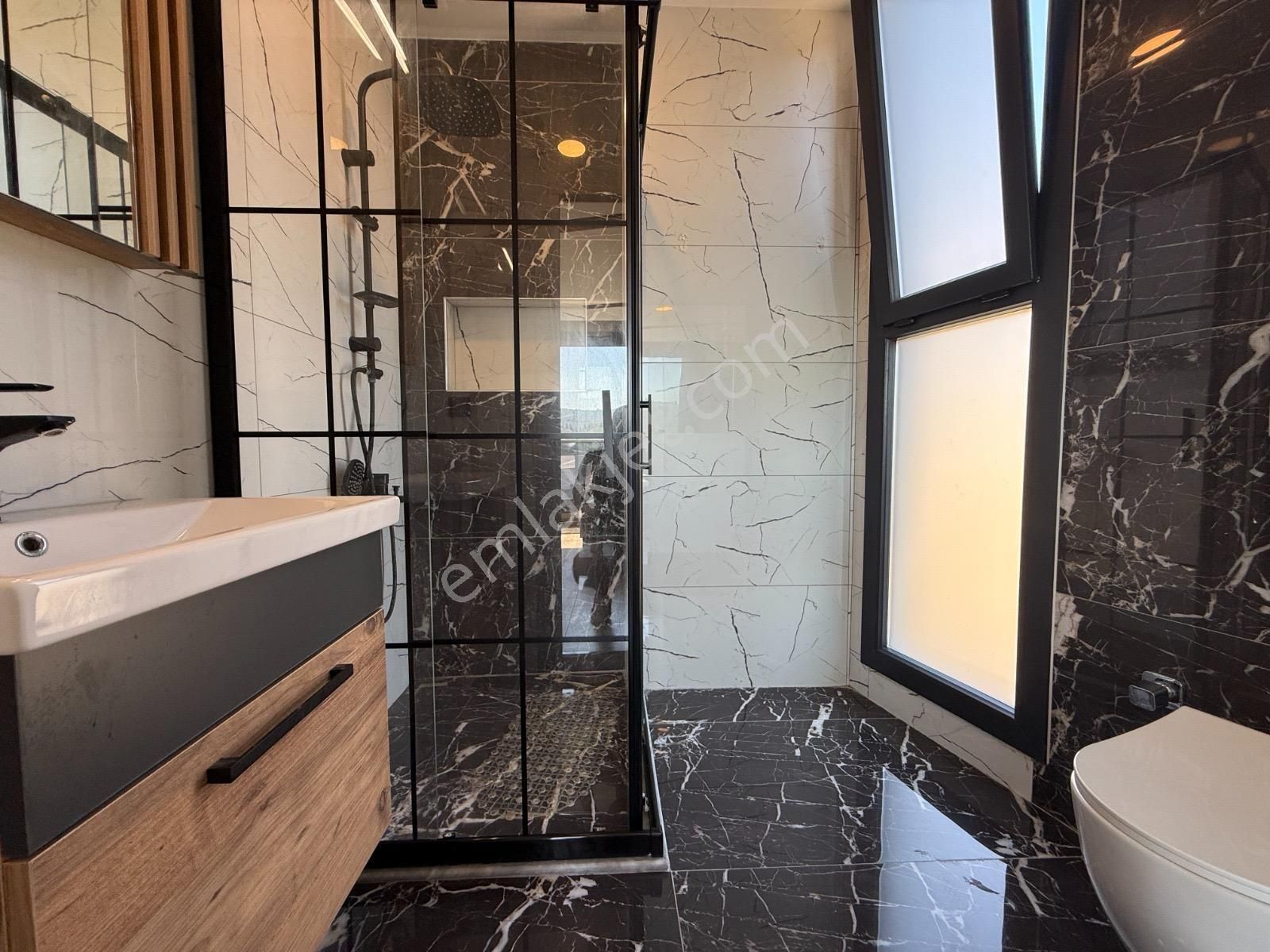 Kusadasında Satılık-özel Havuz/otopark-yerden Isıtma-lüx-480 M2 Bahçe-full Esyalı-tamamı Müstakil - Görsel 30