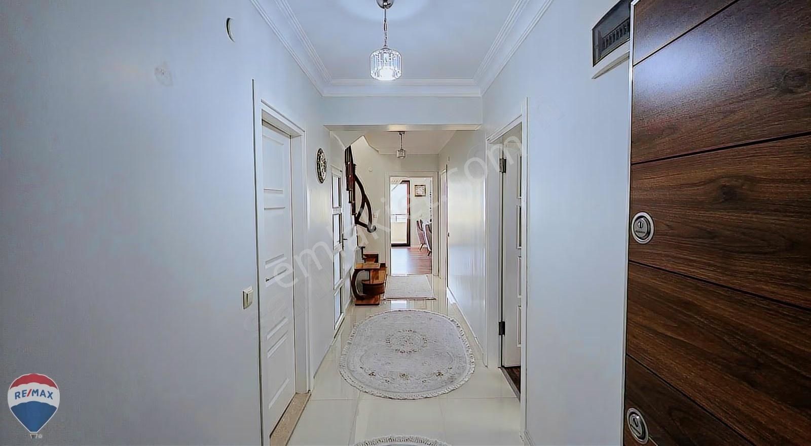 Serdivan'da Müstakil Girişli & Panoramik Manzaralı 5+2 Daire - Görsel 6