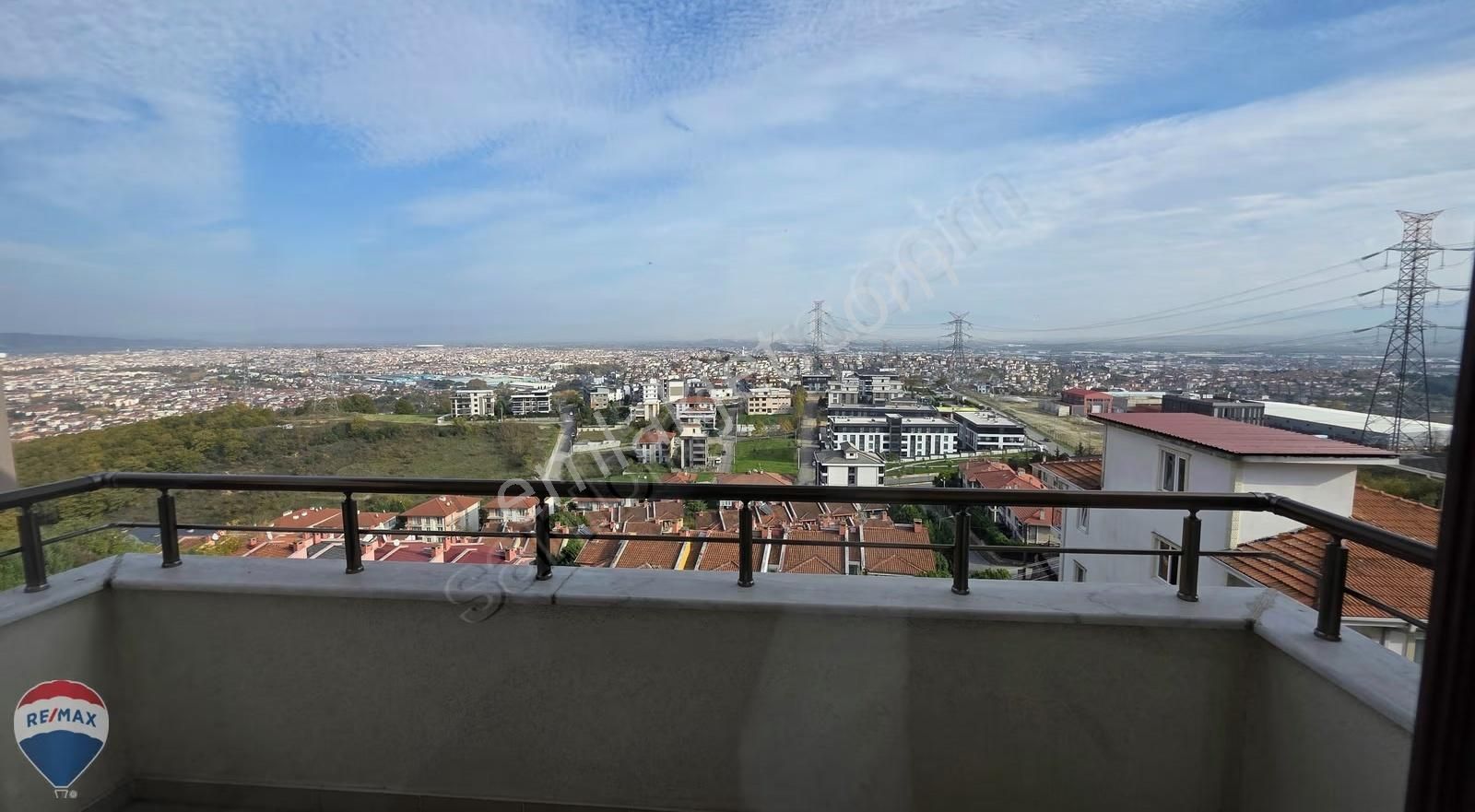 Serdivan'da Müstakil Girişli & Panoramik Manzaralı 5+2 Daire - Görsel 25