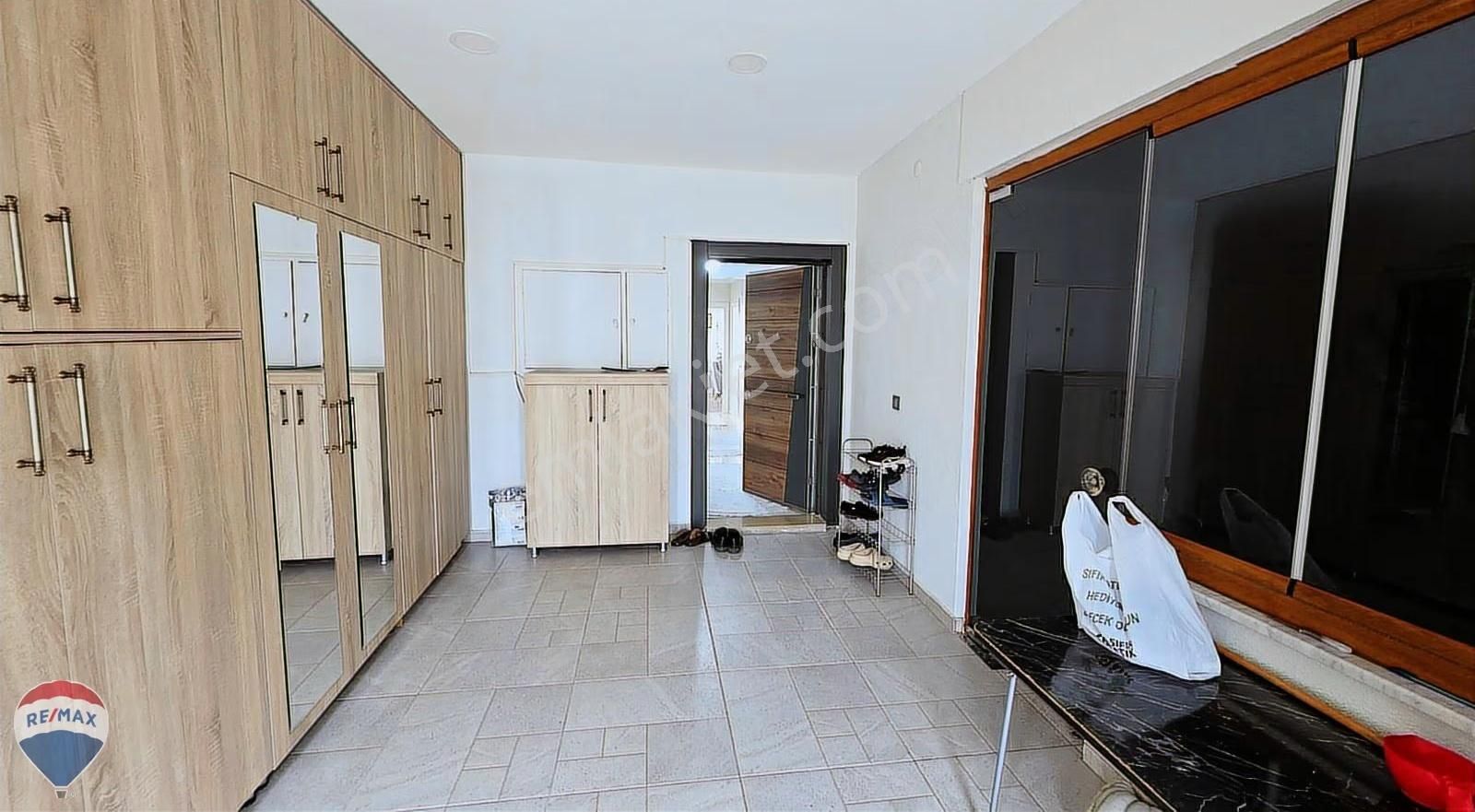 Serdivan'da Müstakil Girişli & Panoramik Manzaralı 5+2 Daire - Görsel 18
