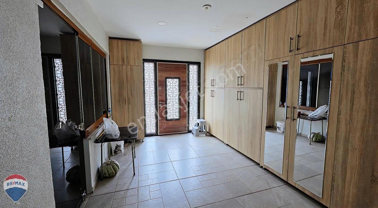 Serdivan'da Müstakil Girişli & Panoramik Manzaralı 5+2 Daire - Görsel 22