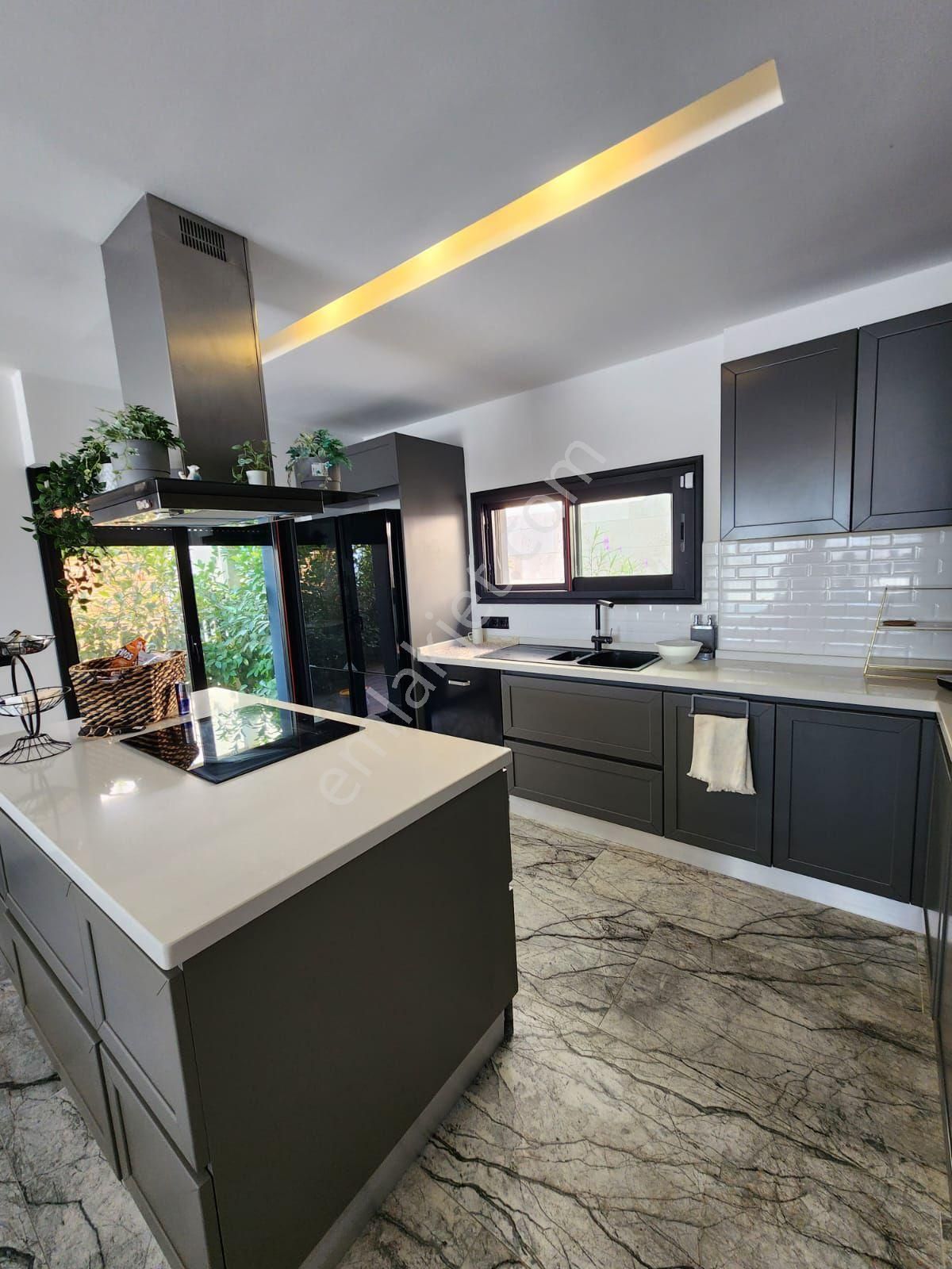 Full Manzaralı Özel Havuzlu - Görsel 22