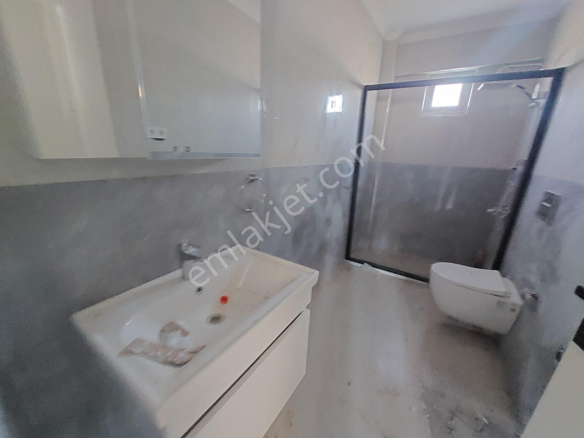 Muğla Ortaca Merkezde Yüzme Havuzlu Sıfır 3 Katlı Binanın Orta Katında Bulunan 2+1 Daire Satılık - Görsel 9