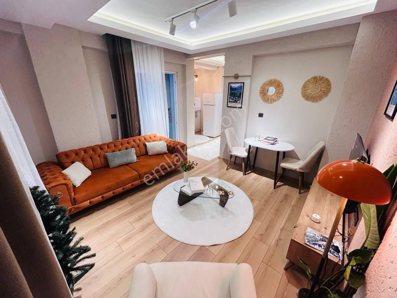 Tramvaya Yakın İskanlı Binada Full Eşyalı Satılık Daire - Görsel 5