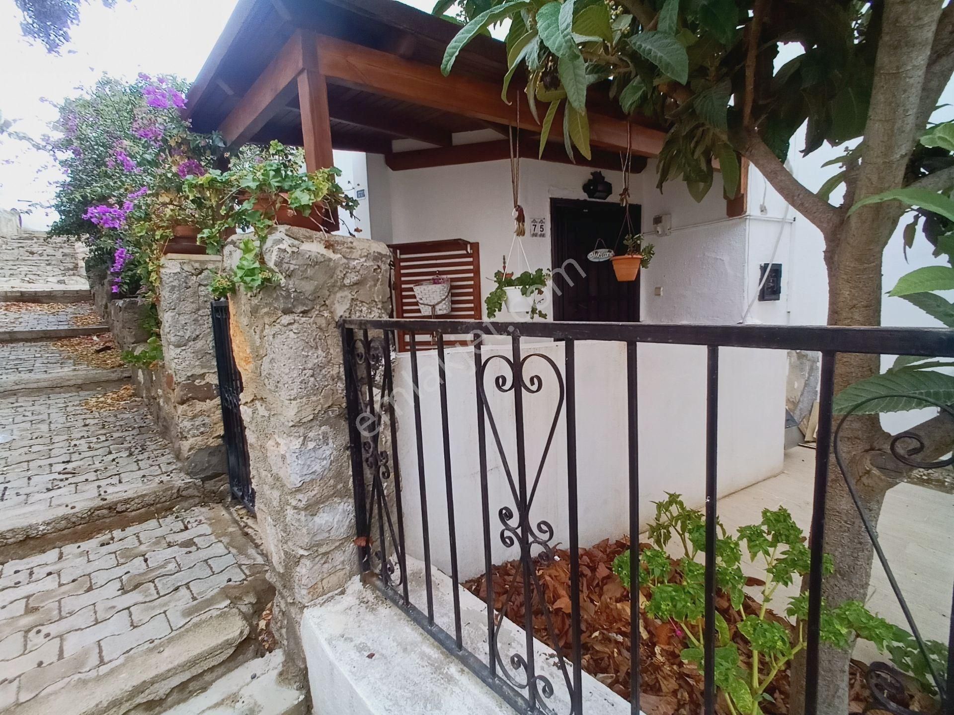 Bodrum Yahşi Satılık Deniz Manzaralı 3+1 Dubleks Villa - Görsel 3