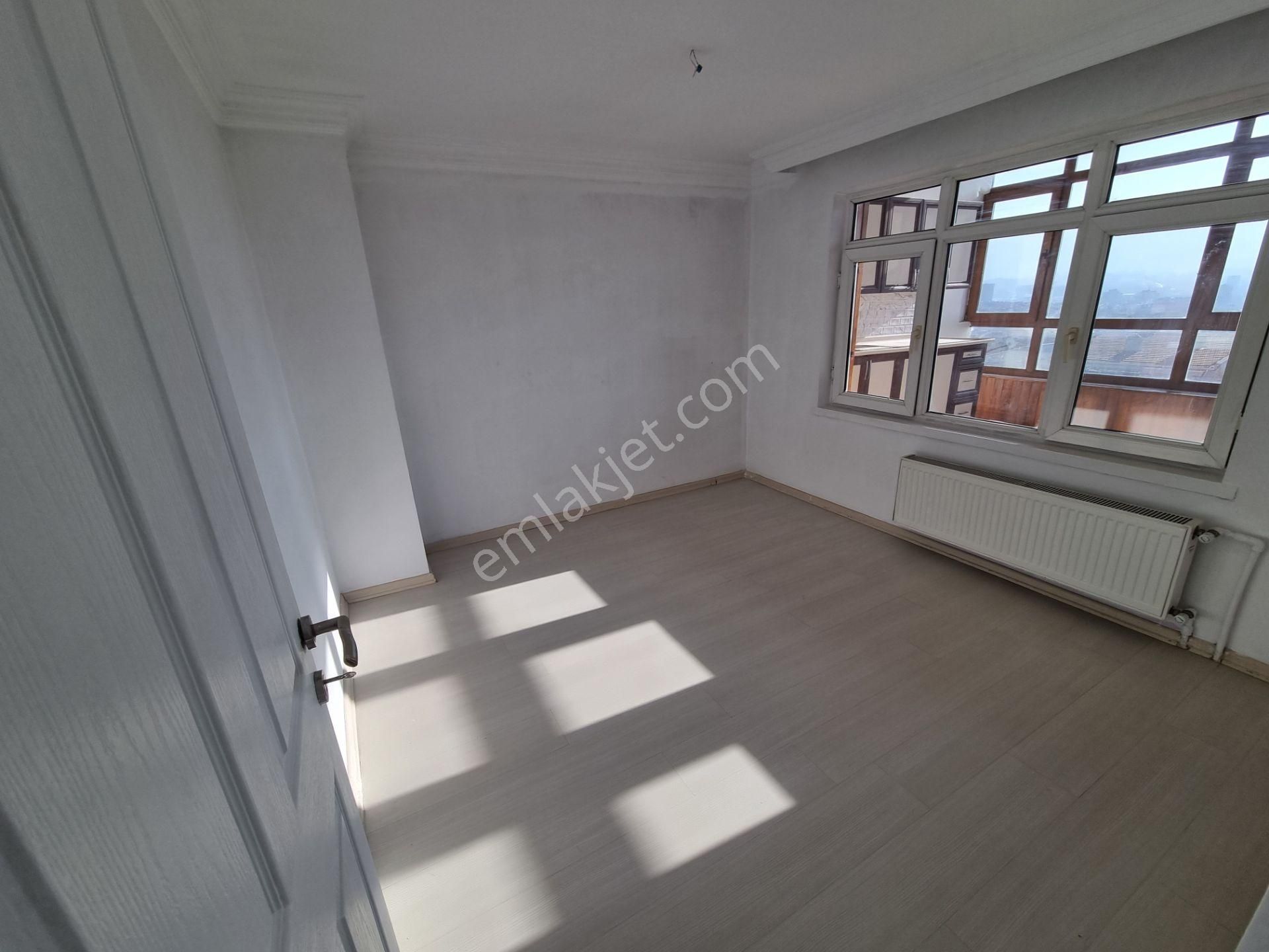 Aras Sokak'ta 5+1 Dubleks Çift Kapalı Teraslı Full Yapılı Masrafsız - Görsel 21