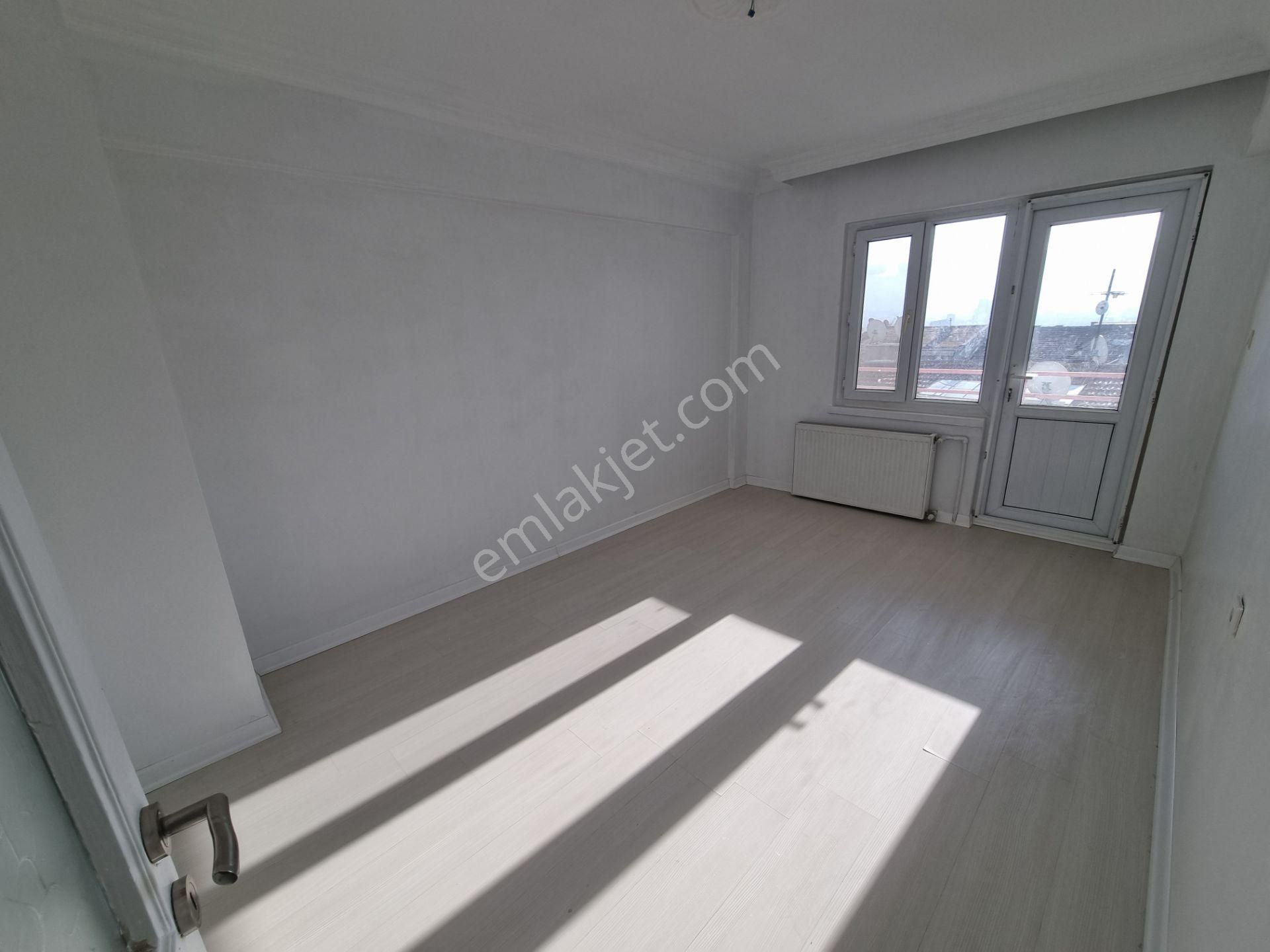 Aras Sokak'ta 5+1 Dubleks Çift Kapalı Teraslı Full Yapılı Masrafsız - Görsel 7