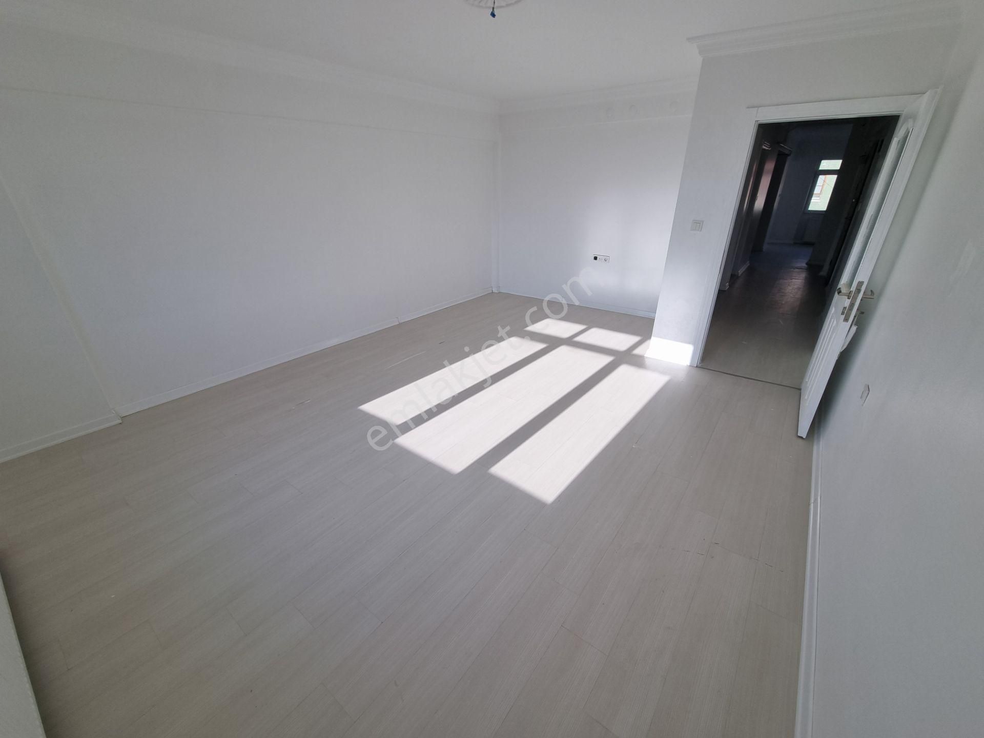 Aras Sokak'ta 5+1 Dubleks Çift Kapalı Teraslı Full Yapılı Masrafsız - Görsel 4