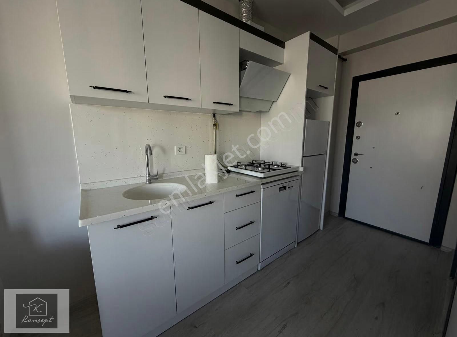 Konsept'den Site İçi-eşyalı-açık Havuzlu-güvenlikli Kiralık 1+1 - Görsel 3