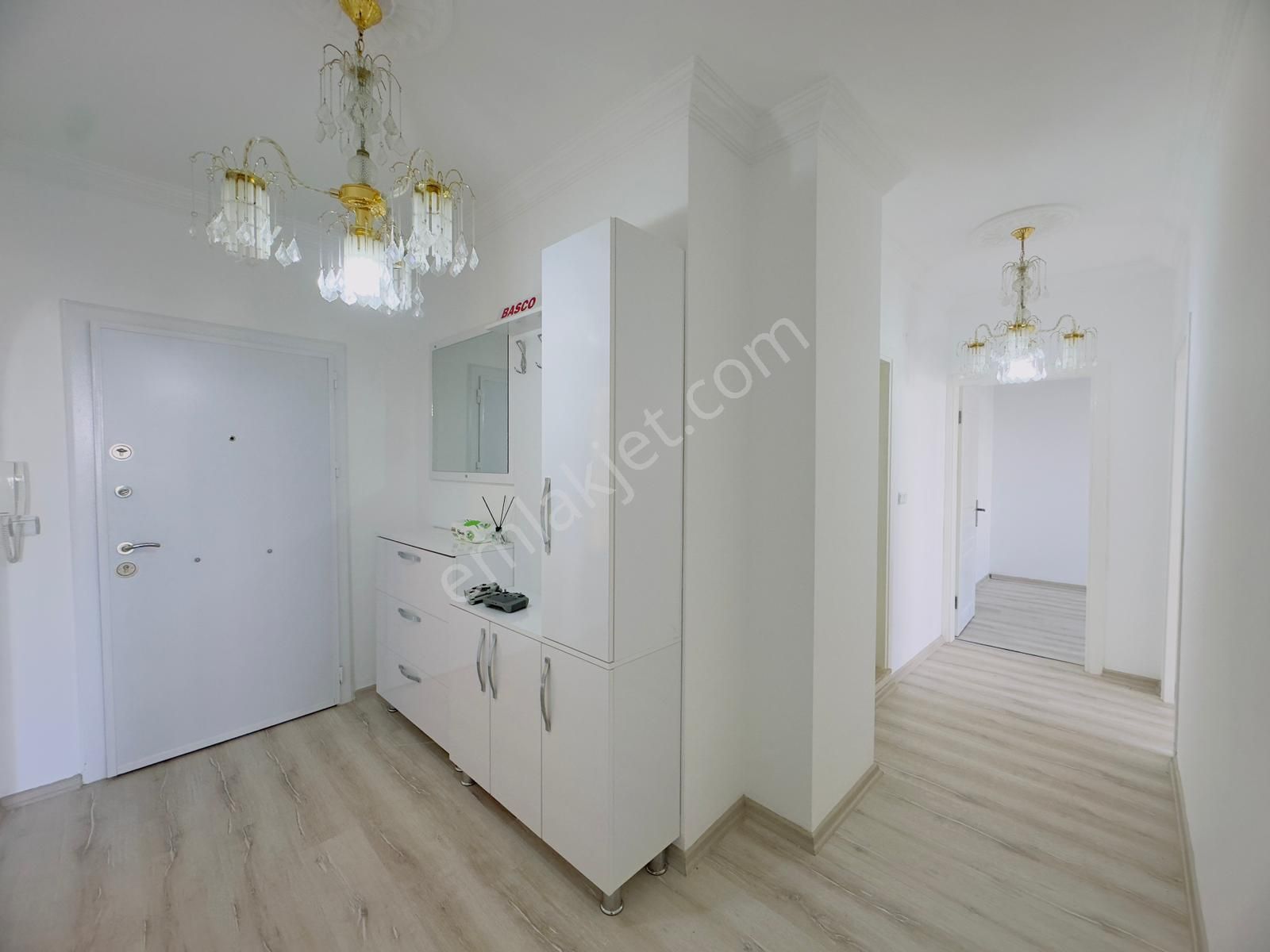 Didim Efeler'de Havuzlu Site İçinde Asansörlü 3+1 Daire - Görsel 24