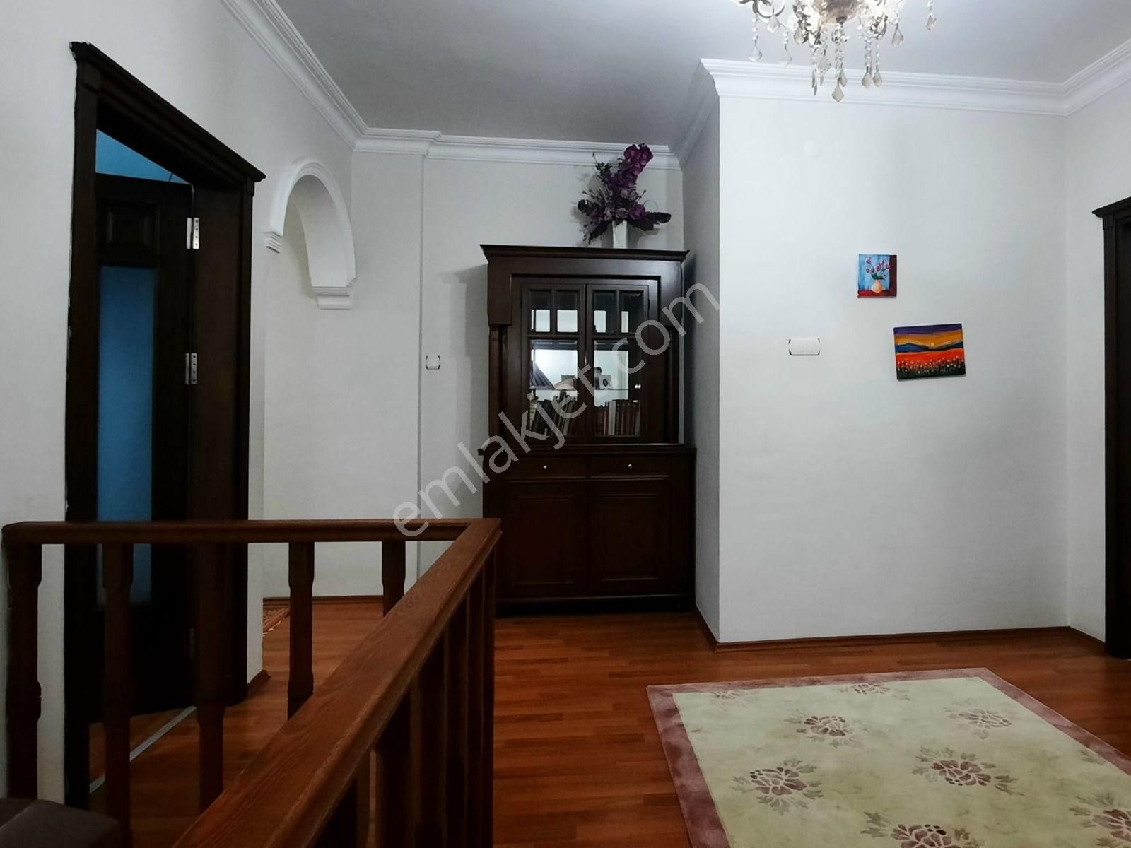 Trabzon Aydınlıkevler'de Satılık Ters Dubleks Daire - Görsel 8