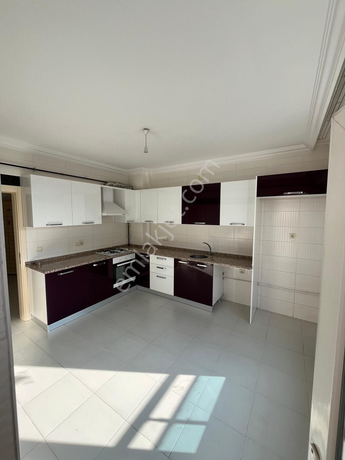 Tezcan Dan Kosovada Bakımlı Kirelık Daire - Görsel 5