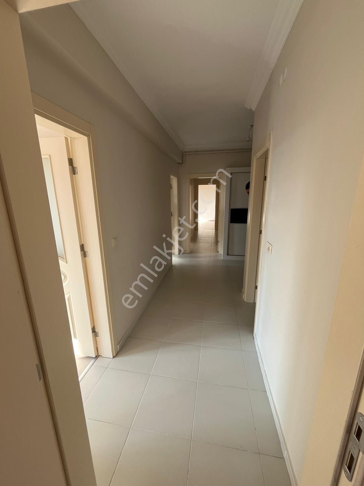 Tezcan Dan Kosovada Bakımlı Kirelık Daire - Görsel 7