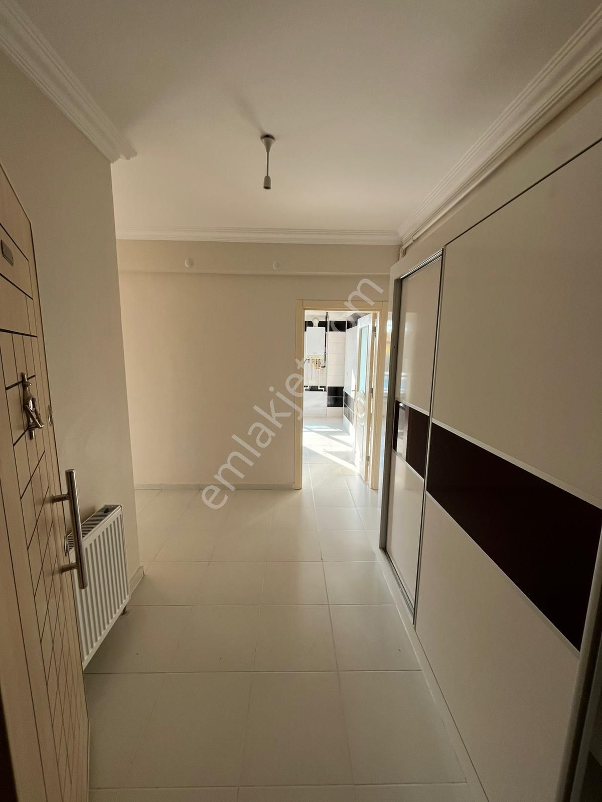 Tezcan Dan Kosovada Bakımlı Kirelık Daire - Görsel 2