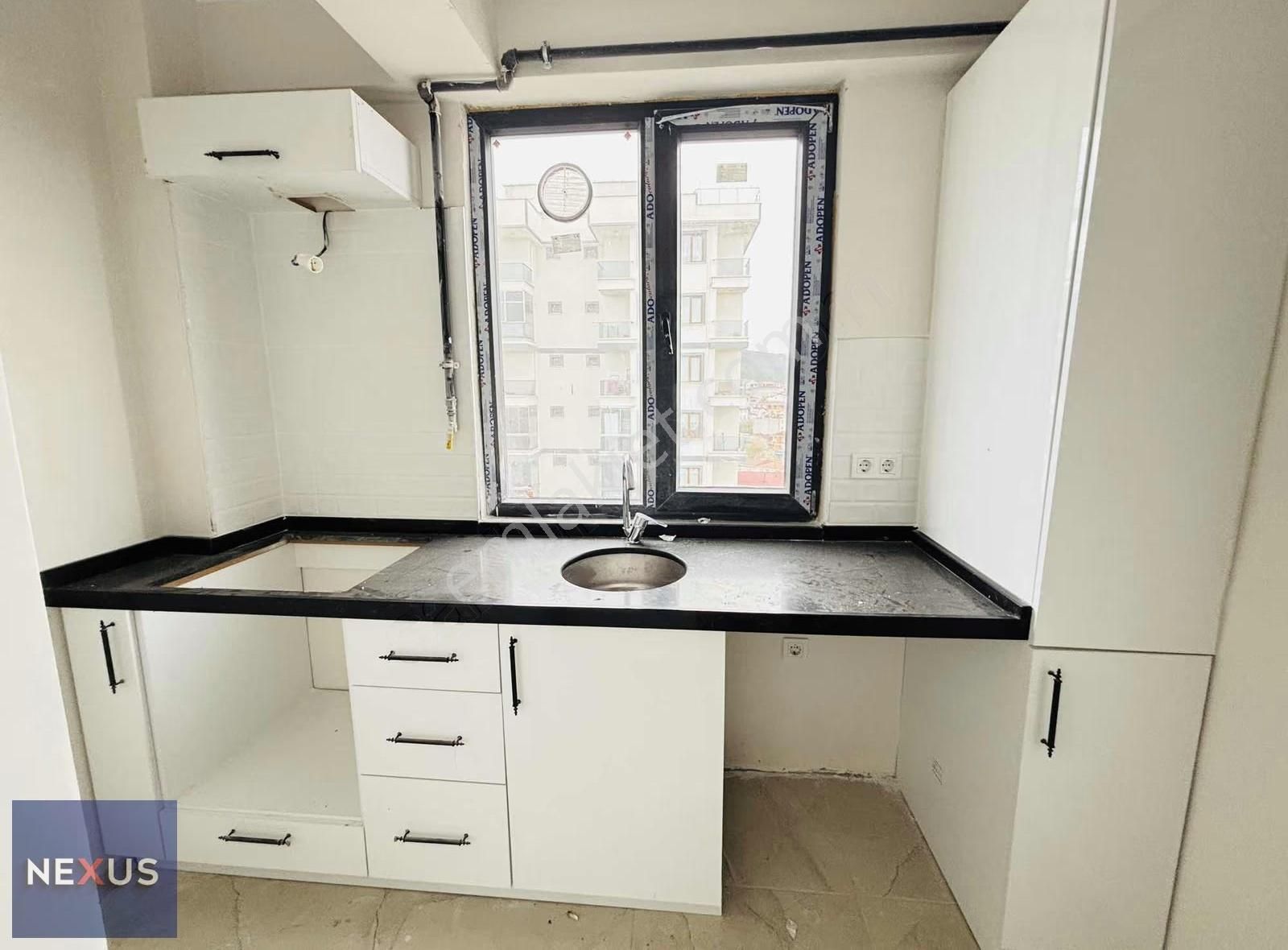 Sultanbeyli Mehmet Akif Mahallesi Satılık 4+1 Boş Üst Dublex - Görsel 8