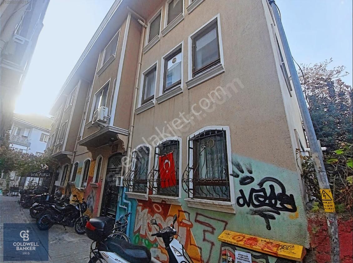 Çanakkale Saat Kulesine Yakın Çarşı Merkezinde Satılık 2+1 Daire