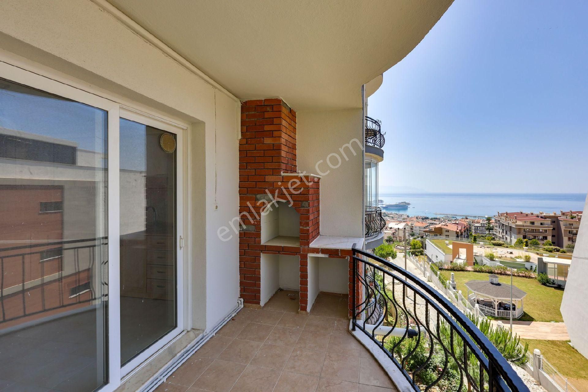 Kuşadası Ege Mahallesı Denız Manzaralı 3+1 Satılık Daıre - Görsel 14