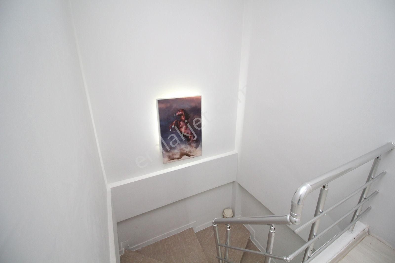 Alanya'da Keşefli Mah Deniz Manzaralı Uygun Fiyatl Eşyalı Villa - Görsel 21