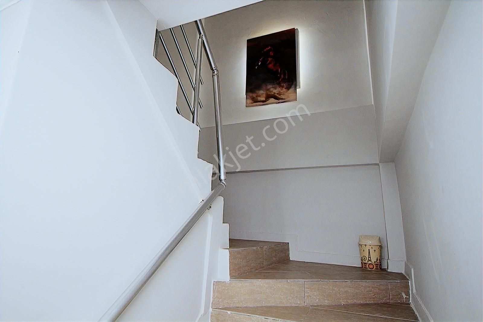 Alanya'da Keşefli Mah Deniz Manzaralı Uygun Fiyatl Eşyalı Villa - Görsel 25