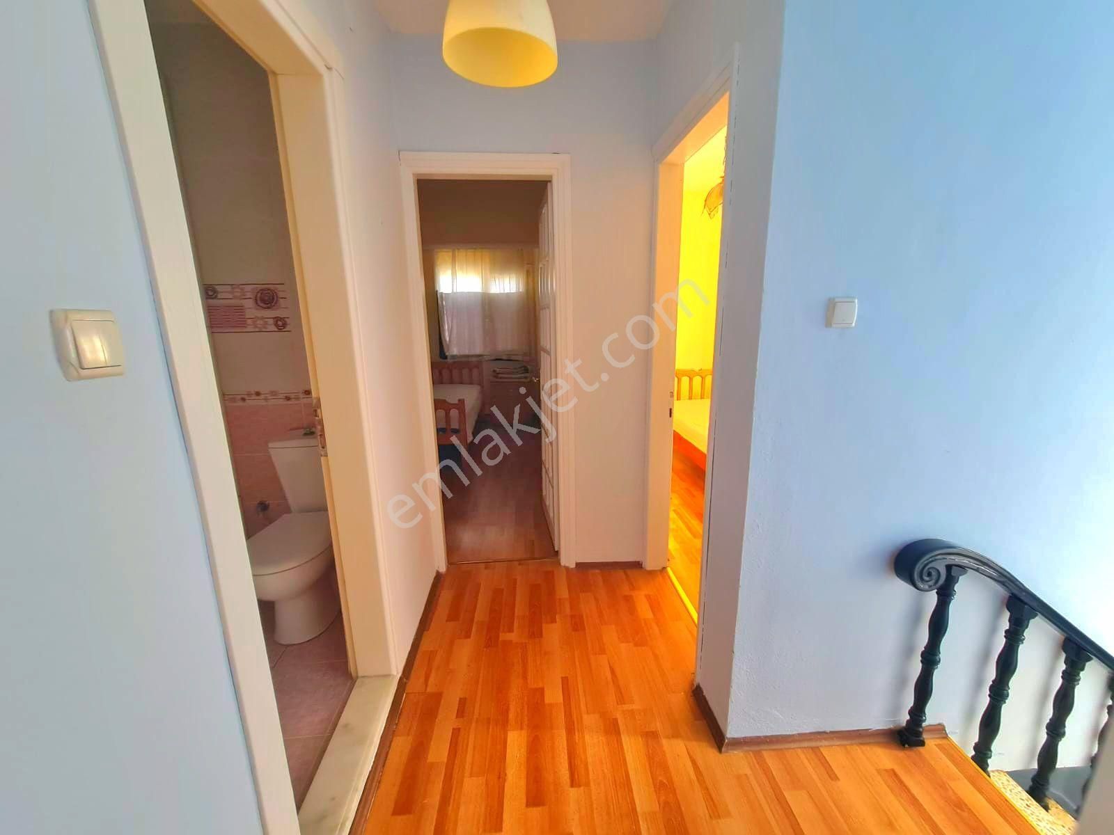 Ata Emlak'tan Plaja 200 Mt. 3+1 Bahçeli Villa - Görsel 23