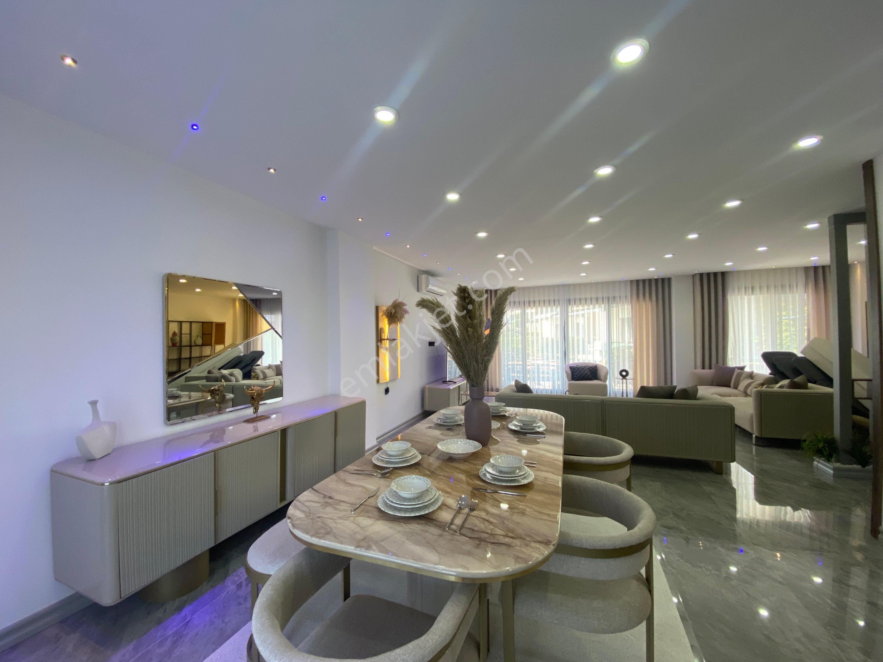 Didim De Denize Yakın Havuzlu Site İçinde Tam Müstakil 4+1 Tripleks Villa - Görsel 4