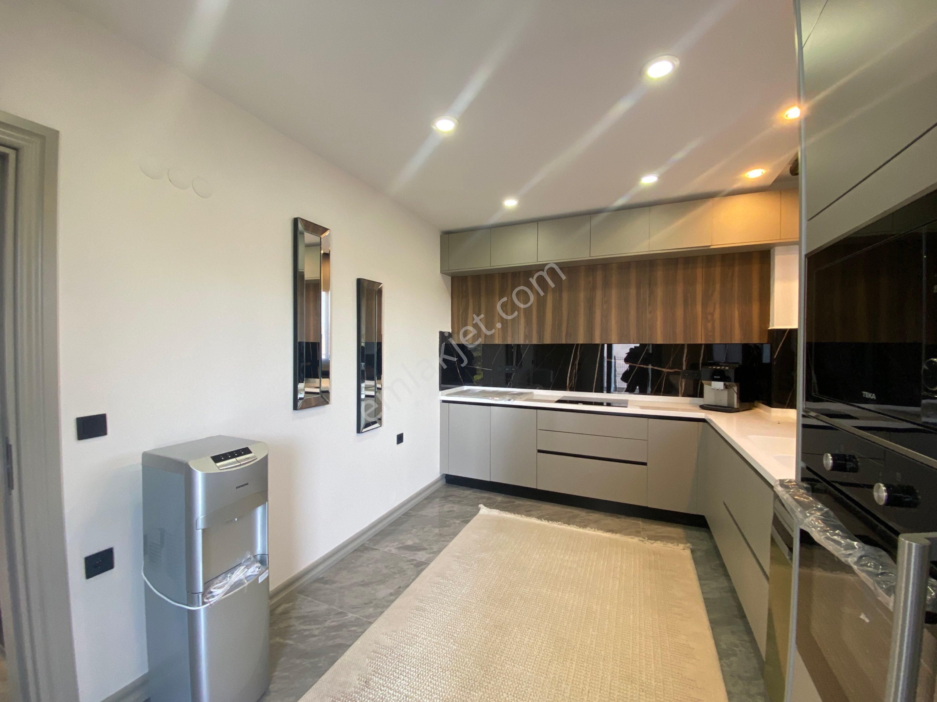 Didim De Denize Yakın Havuzlu Site İçinde Tam Müstakil 4+1 Tripleks Villa - Görsel 16