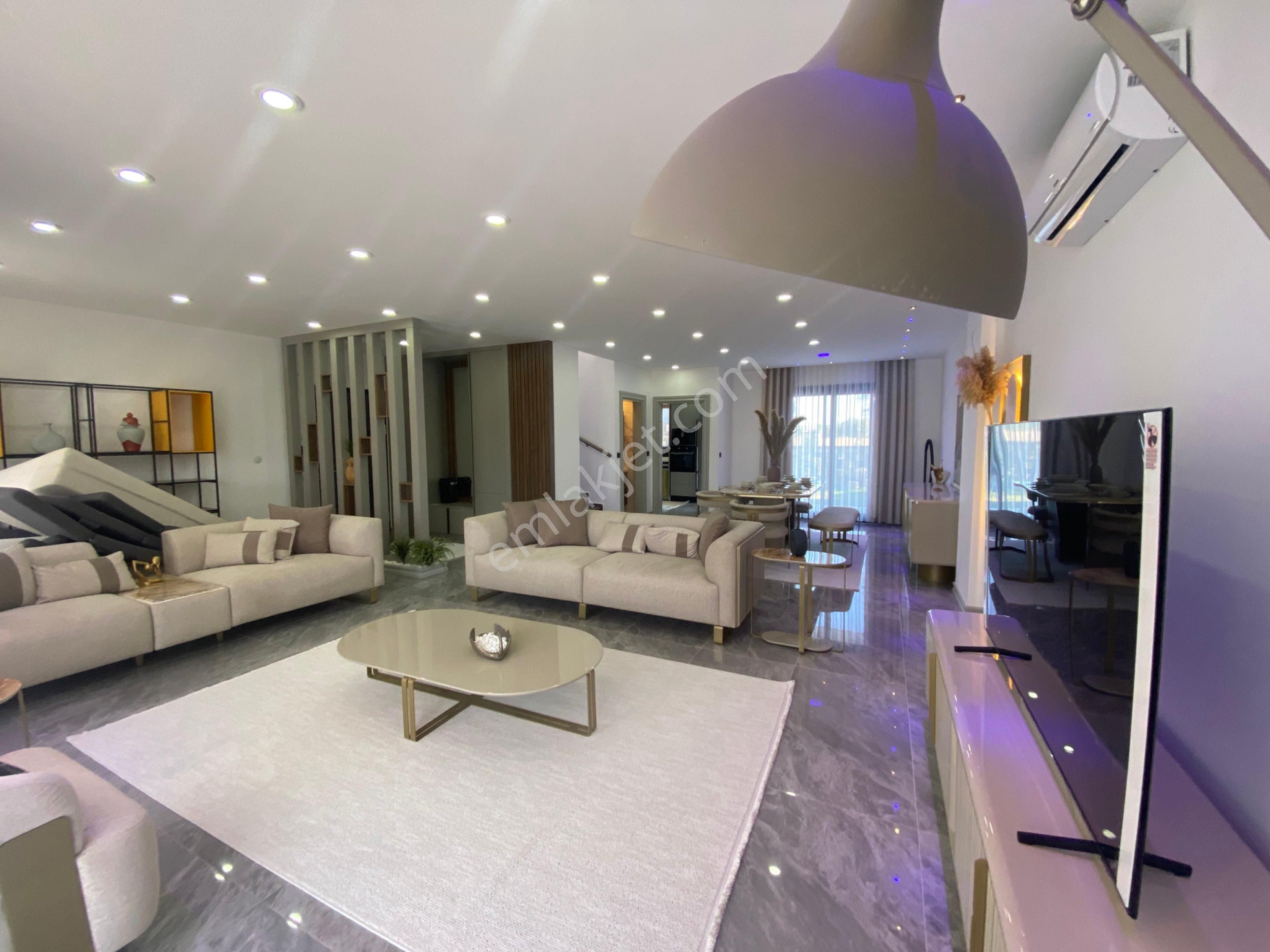 Didim De Denize Yakın Havuzlu Site İçinde Tam Müstakil 4+1 Tripleks Villa - Görsel 7