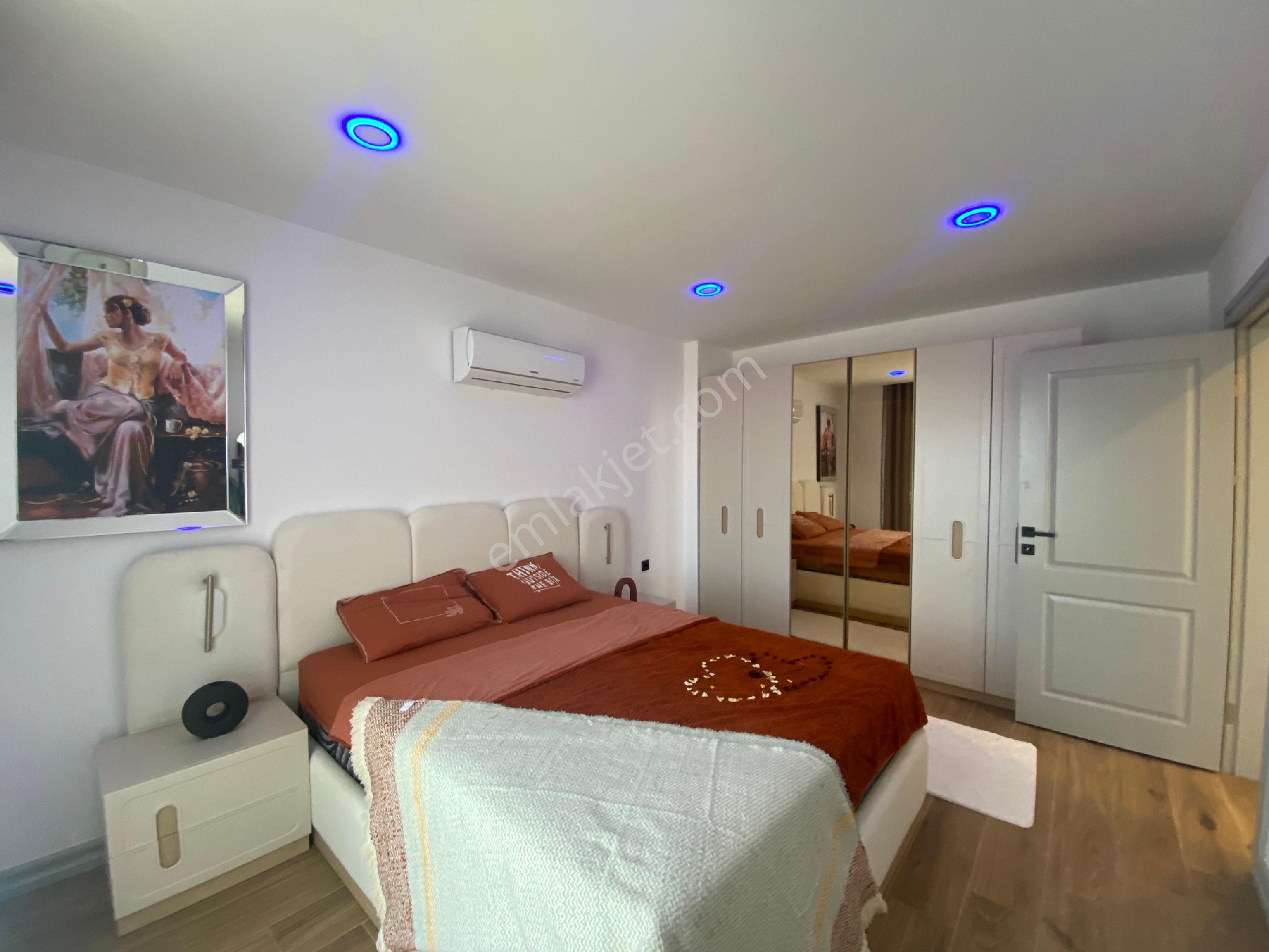 Didim De Denize Yakın Havuzlu Site İçinde Tam Müstakil 4+1 Tripleks Villa - Görsel 24