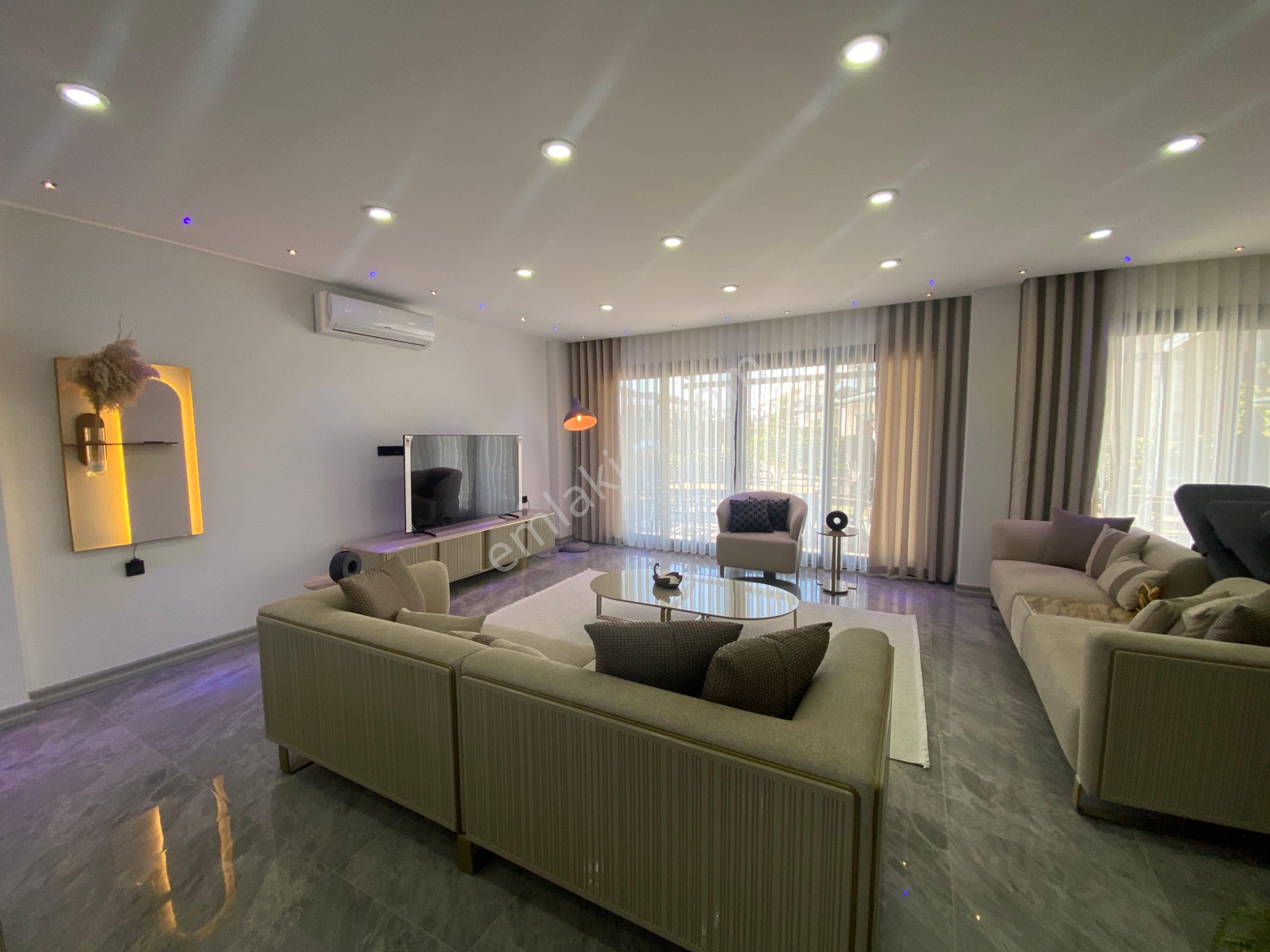 Didim De Denize Yakın Havuzlu Site İçinde Tam Müstakil 4+1 Tripleks Villa - Görsel 13