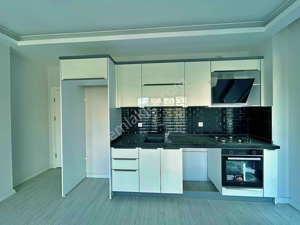 Uytun'dan İkizçay'da Ön Cephe Ayrı Mutfak Ara Kat 2+1 Daire - Görsel 19