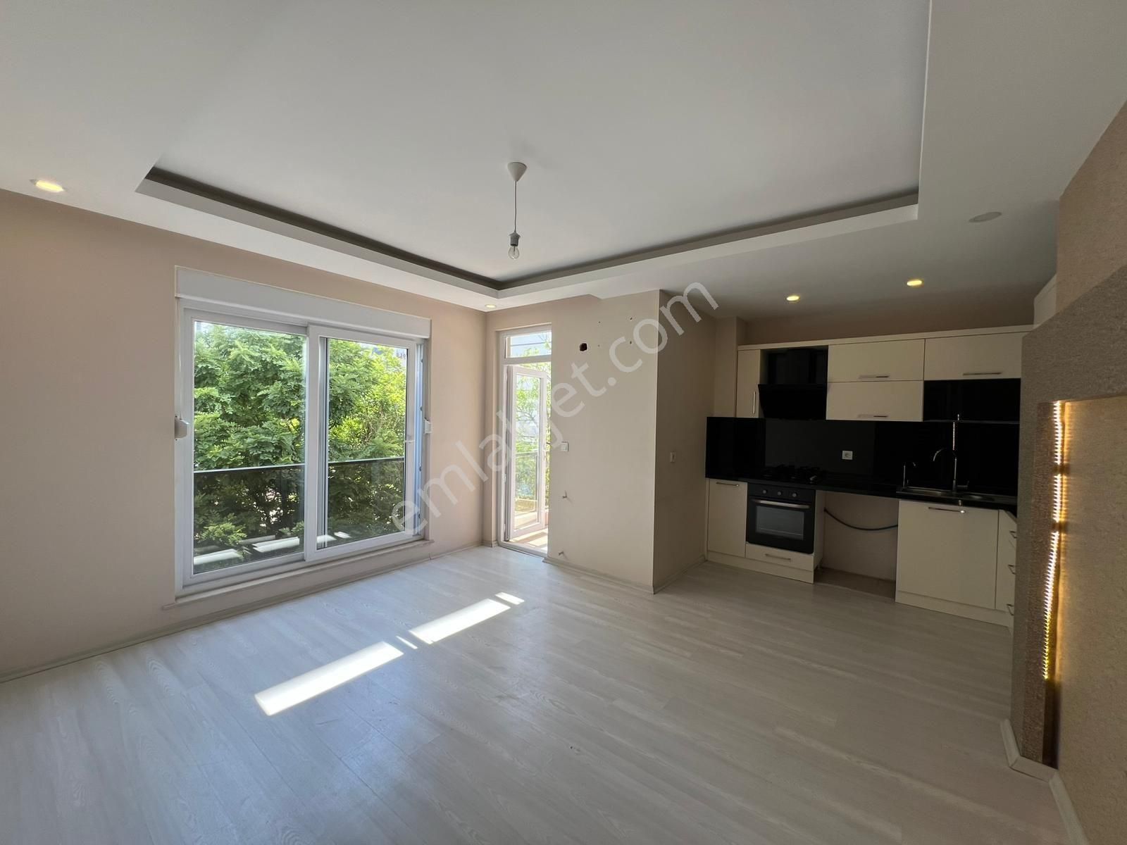 Konyaaltı Hurmada Havuzlu 2+1 Kiralık Daire - Görsel 6