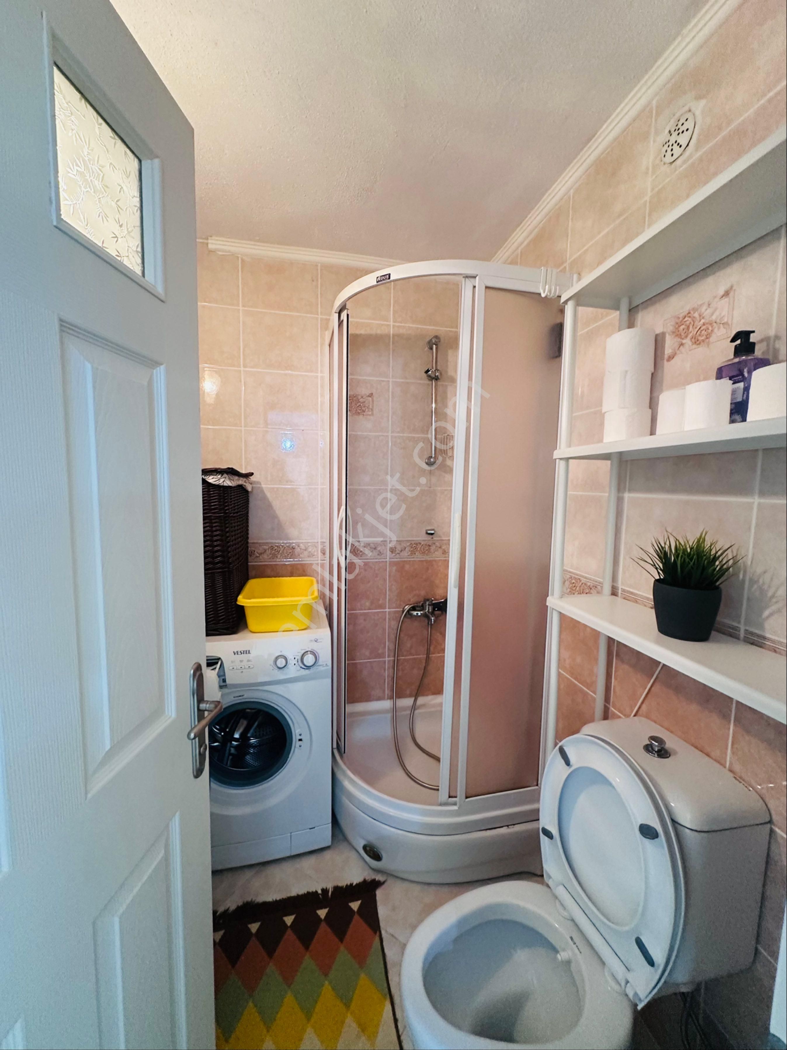 Merkezde Dogal Gazlı Asansörlü Site İçersinde Eşyalı 2₺1 - Görsel 11