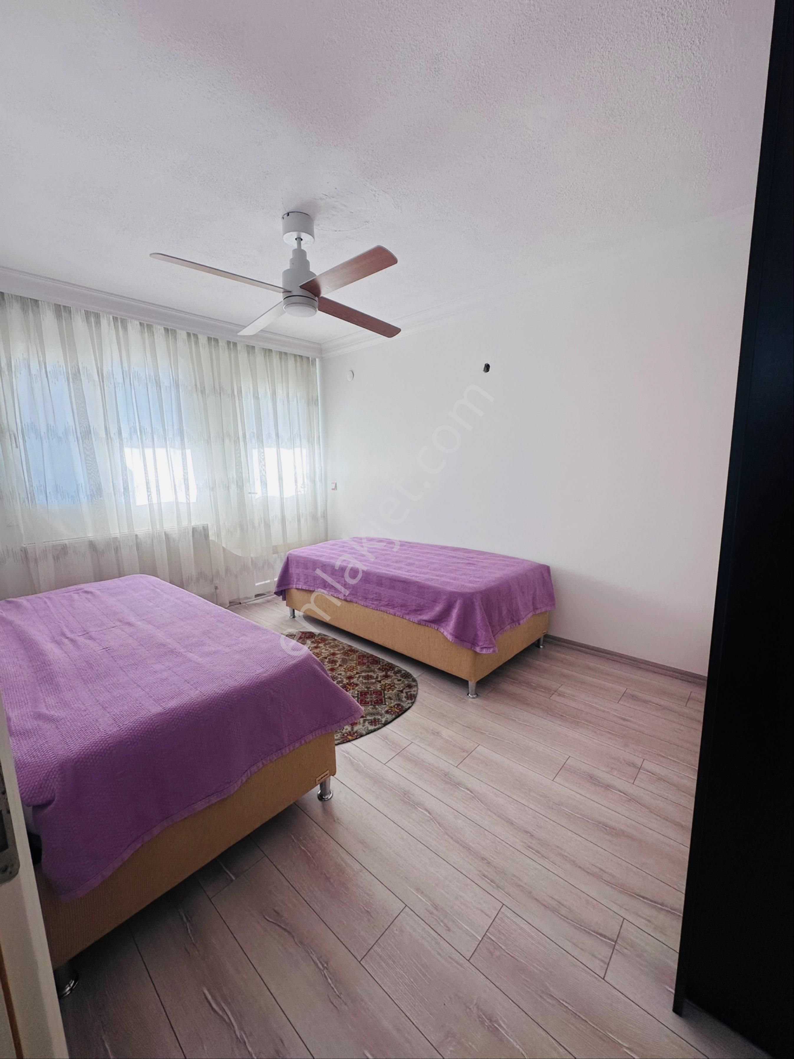 Merkezde Dogal Gazlı Asansörlü Site İçersinde Eşyalı 2₺1 - Görsel 8