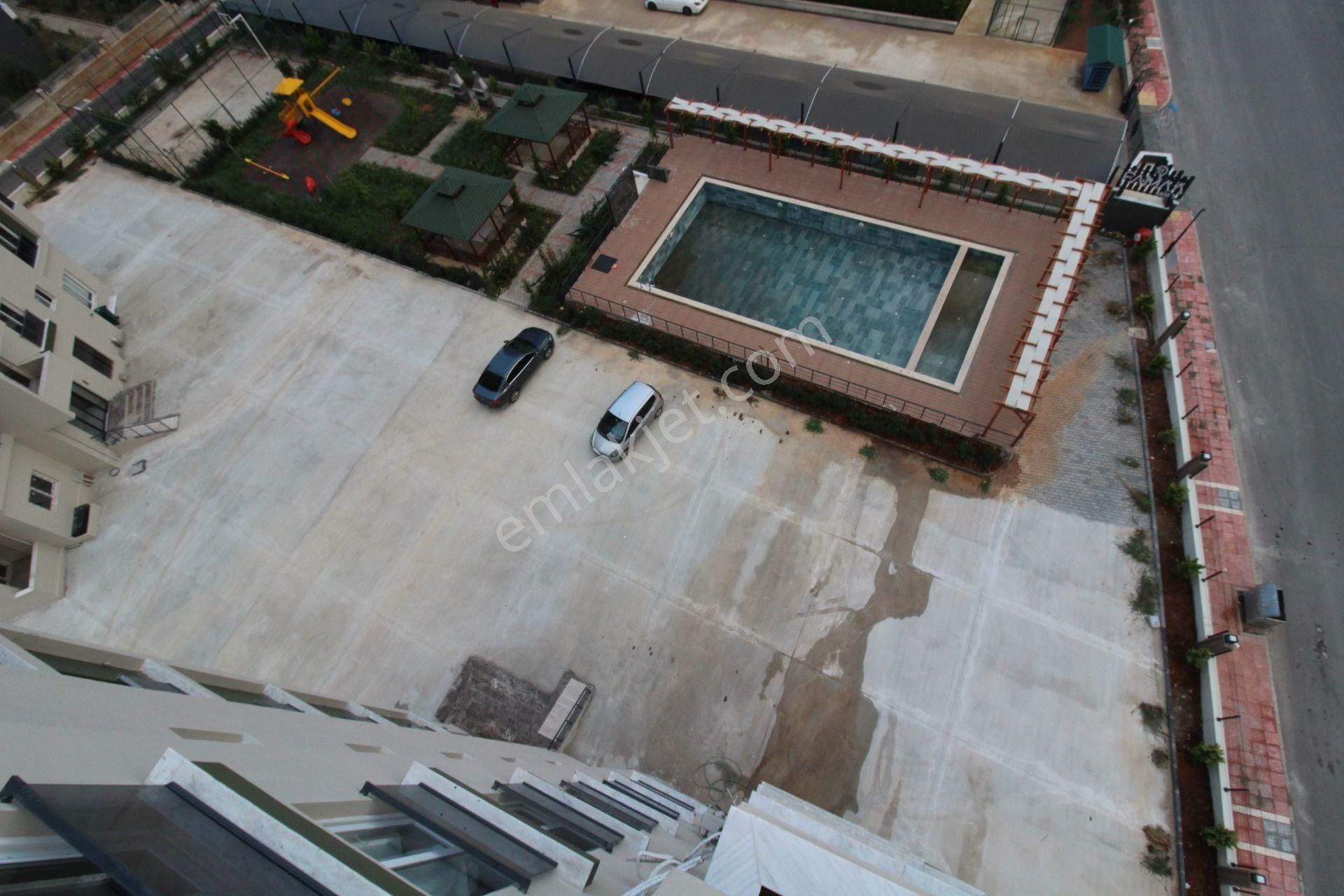 Aslan'dan Site İçi Havuzlu Merkezi Konum Da Lüx 1+1 - Görsel 3