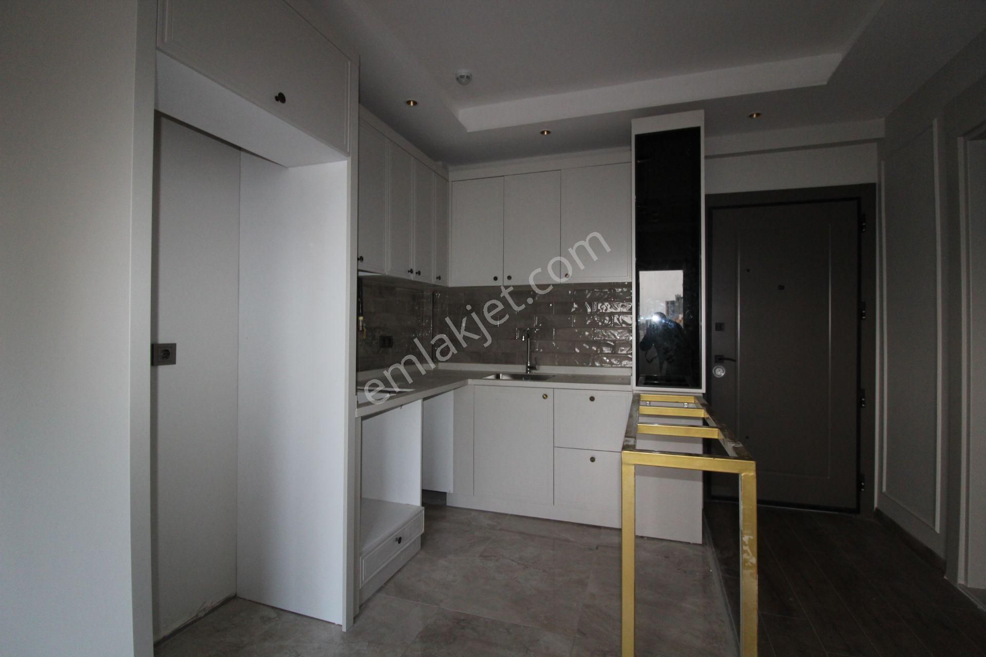 Aslan'dan Site İçi Havuzlu Merkezi Konum Da Lüx 1+1 - Görsel 8