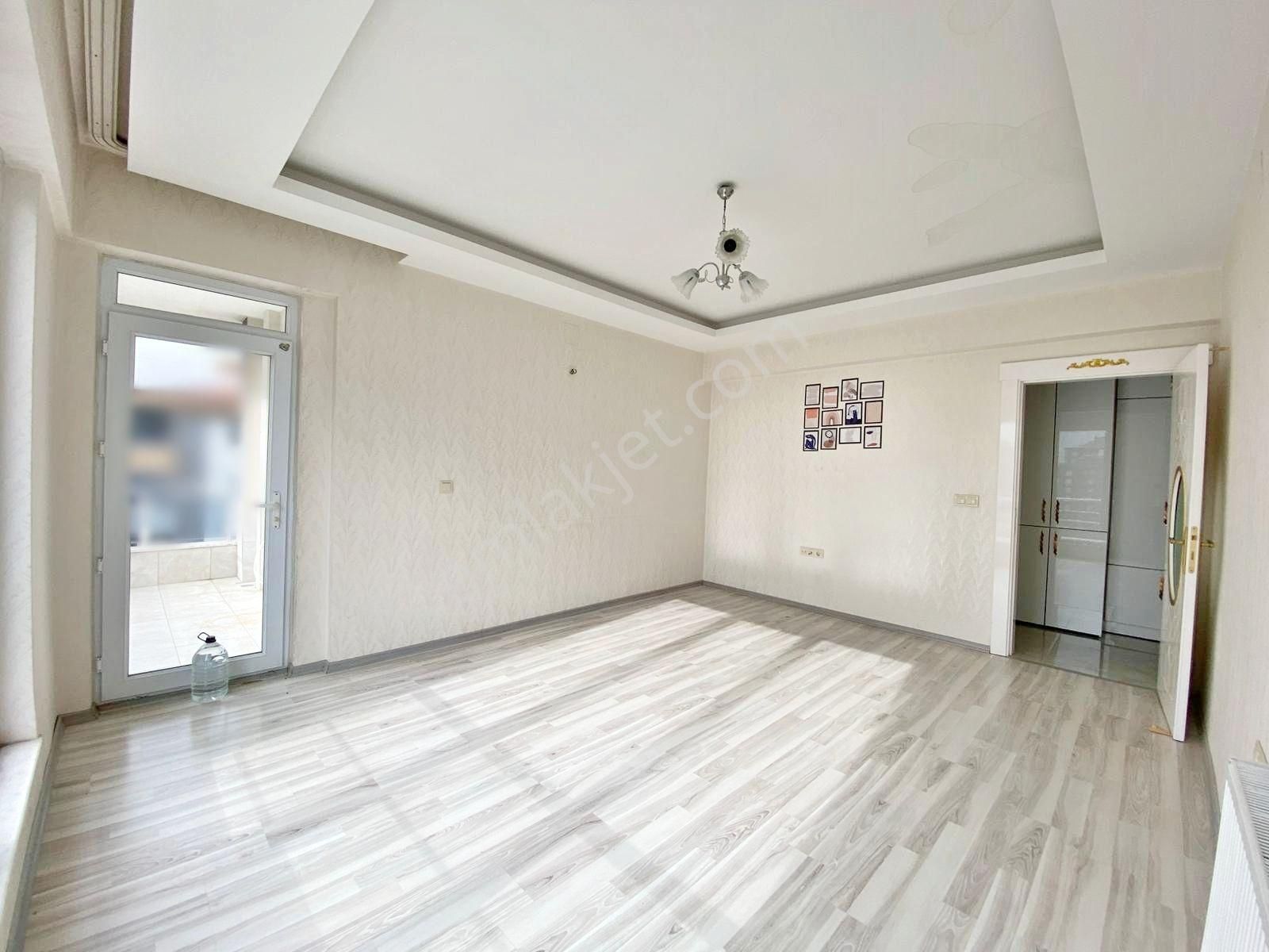 Fıstıklık'ta Saglık Ocağı Çev Çift Balkonlu Masrafsız 2+1 Daire - Görsel 8