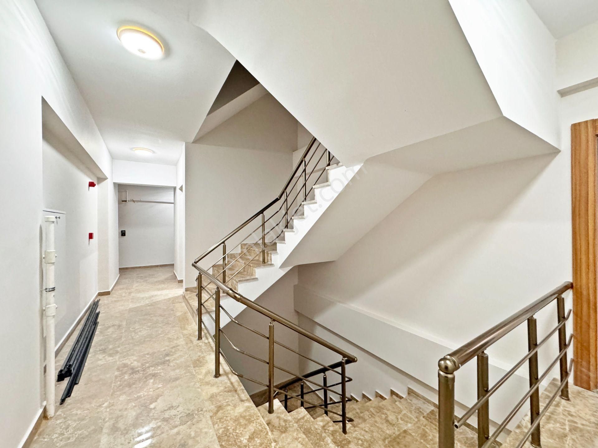 Home Vizyon Bahçelievler Merkez'de Satılık Sıfır Süper Lüx 5+2 Otoparklı Dublex Daireler. - Görsel 19