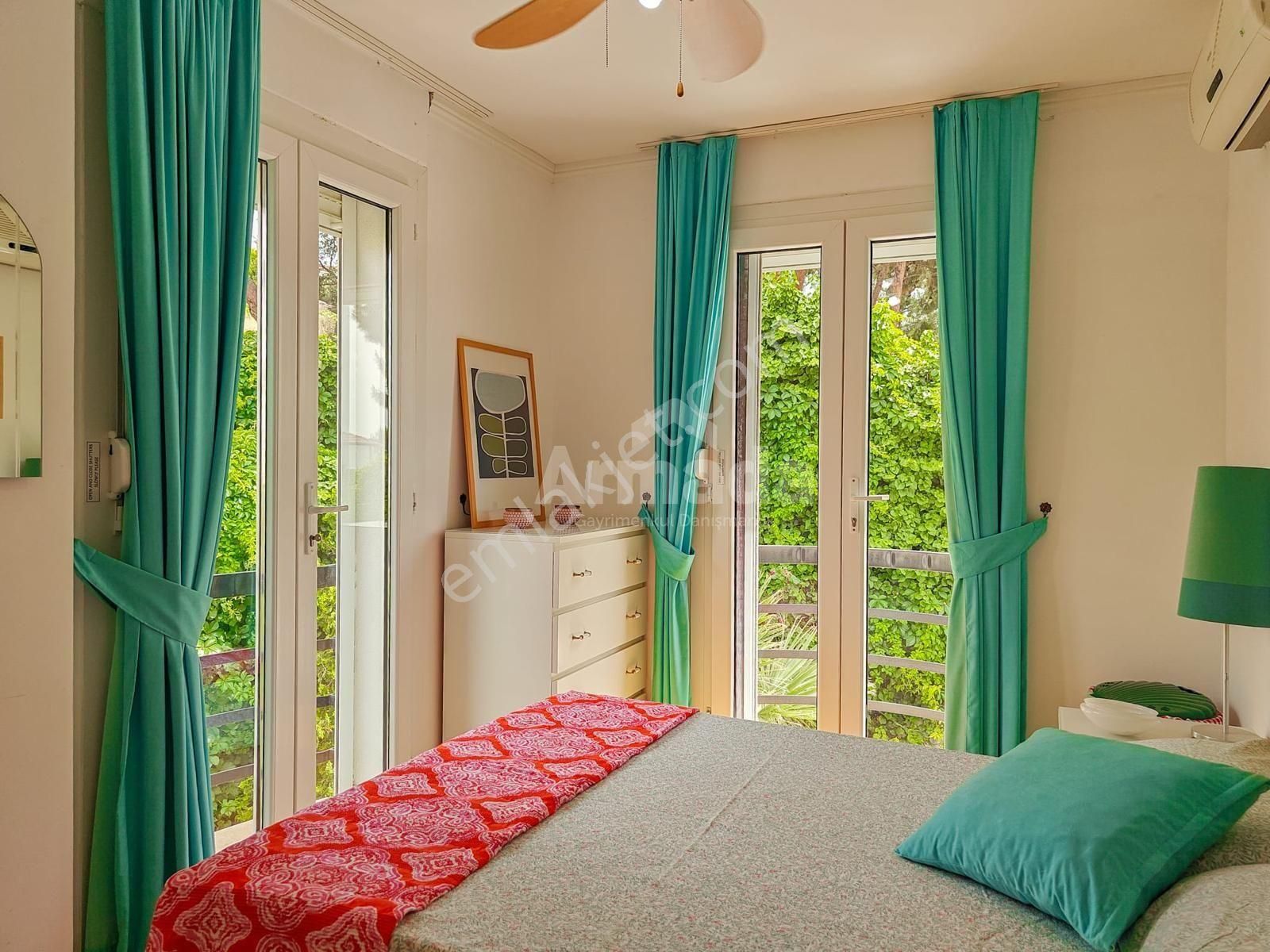 Kuşadası Değirmendere Mahallesi'nde Satılık 5+1 Müstakil Villa - Görsel 11