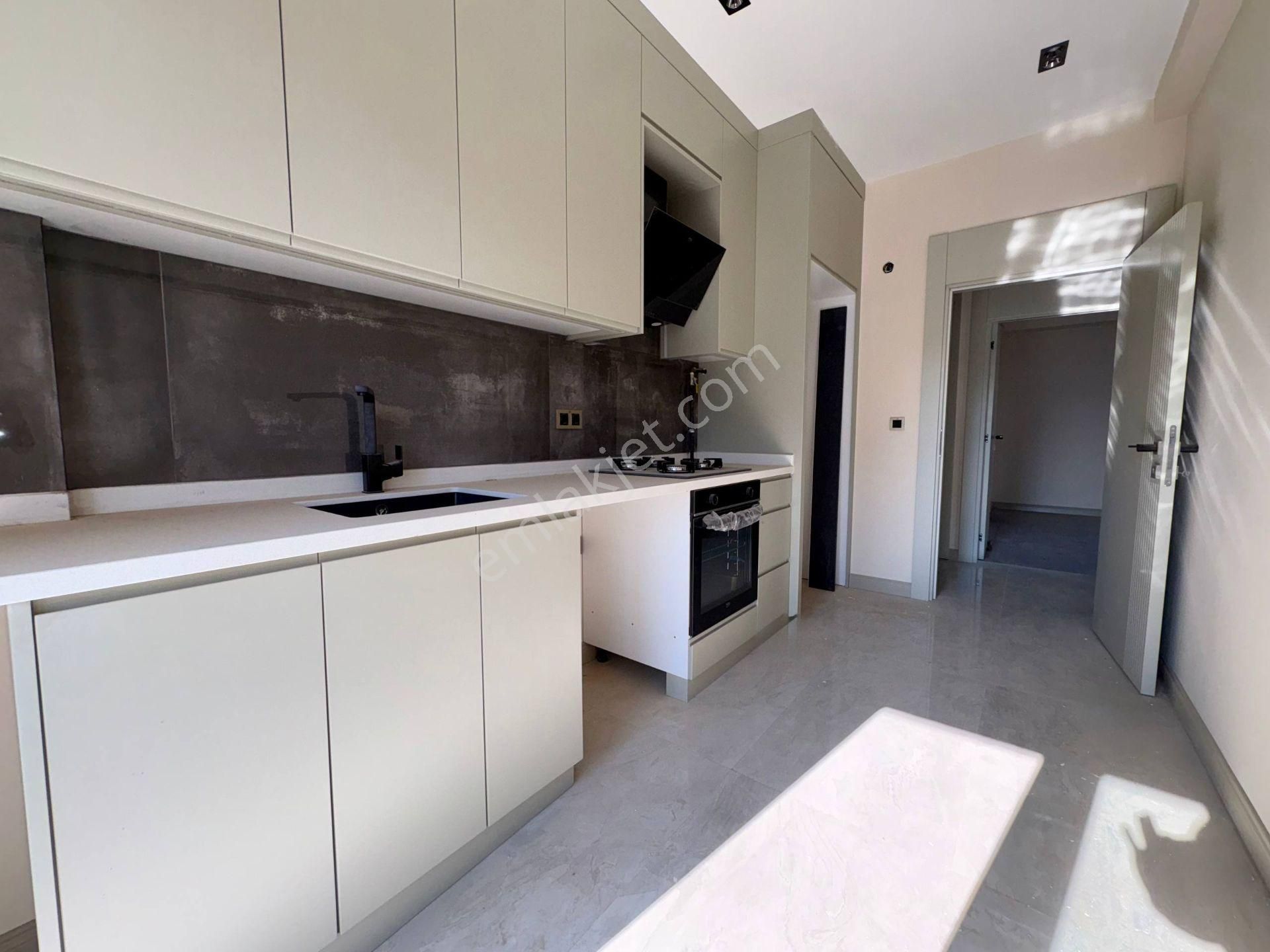 Güzeloba'da_prestijli 2+1 Lokasyonda Modern Mimariye (en/fa) - Görsel 15