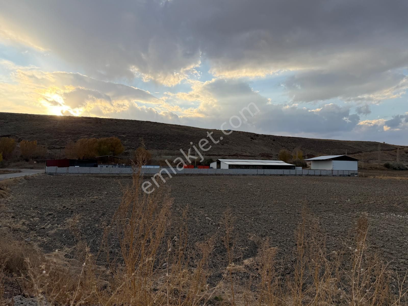 Bakraç Mahallesinde Satılık Çiftlik-arsa - Görsel 6