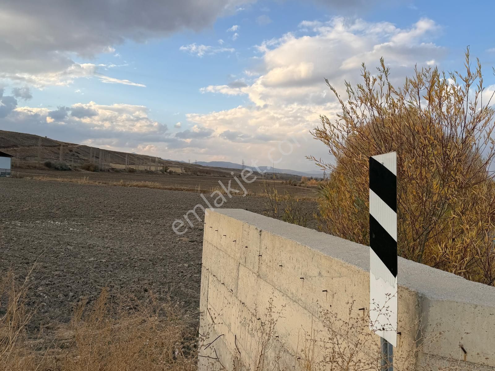 Bakraç Mahallesinde Satılık Çiftlik-arsa - Görsel 5