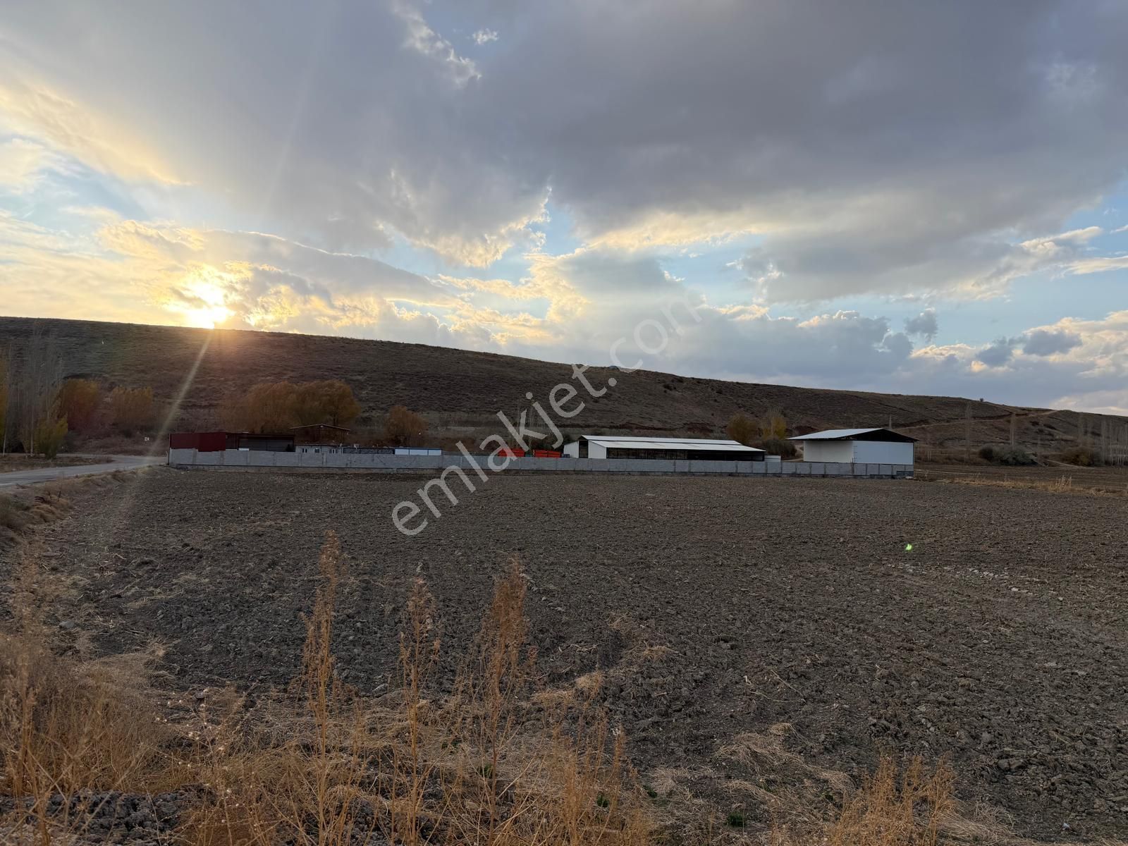Bakraç Mahallesinde Satılık Çiftlik-arsa - Görsel 7