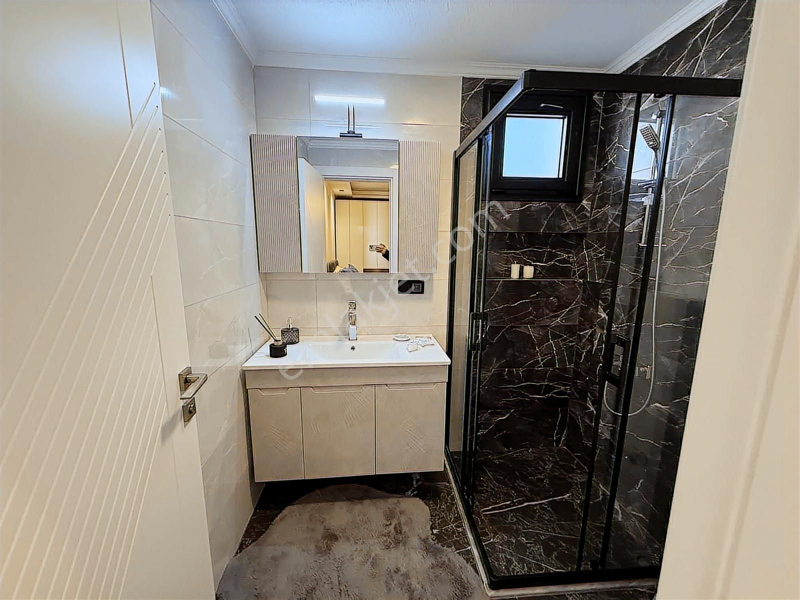 Kuşadası Davutlar Satılık 5+2 Özel Havuzlu Tek Müstakil Triplex - Görsel 19