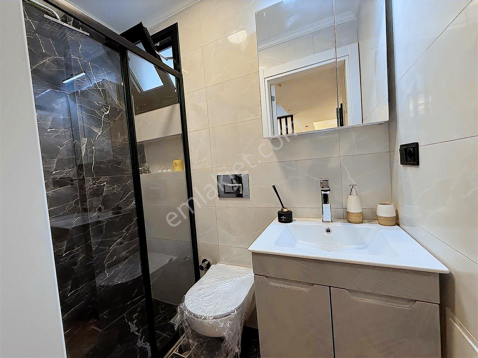 Kuşadası Davutlar Satılık 5+2 Özel Havuzlu Tek Müstakil Triplex - Görsel 28