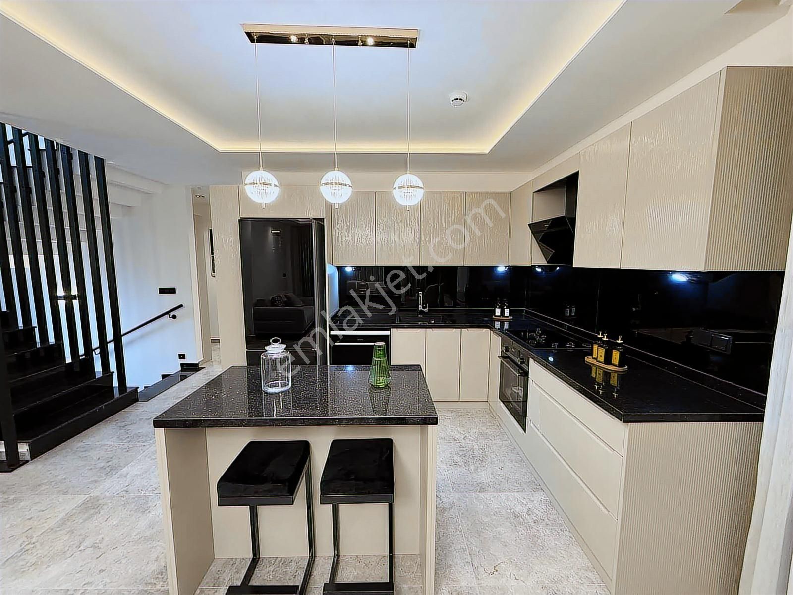 Kuşadası Davutlar Satılık 5+2 Özel Havuzlu Tek Müstakil Triplex - Görsel 23