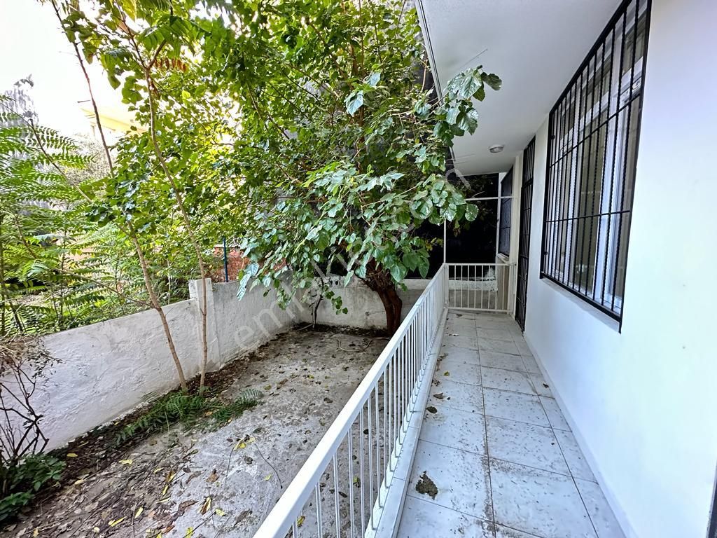 Karşıyaka Bahçelievler De Doğalgazlı 2+1 Kiralık Bahçeli Temiz Daire - Görsel 13