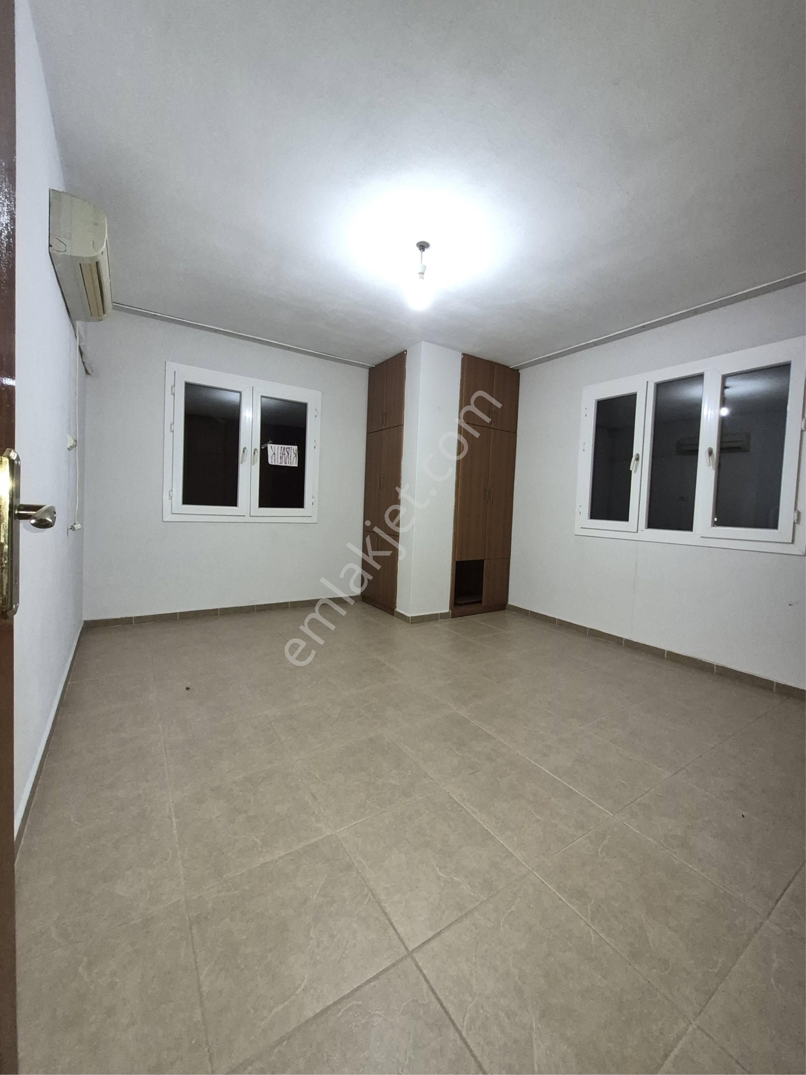 Yeşiltepede 3+1k Mutfak Hasarsız Binada Kiralık Müstakil - Görsel 7